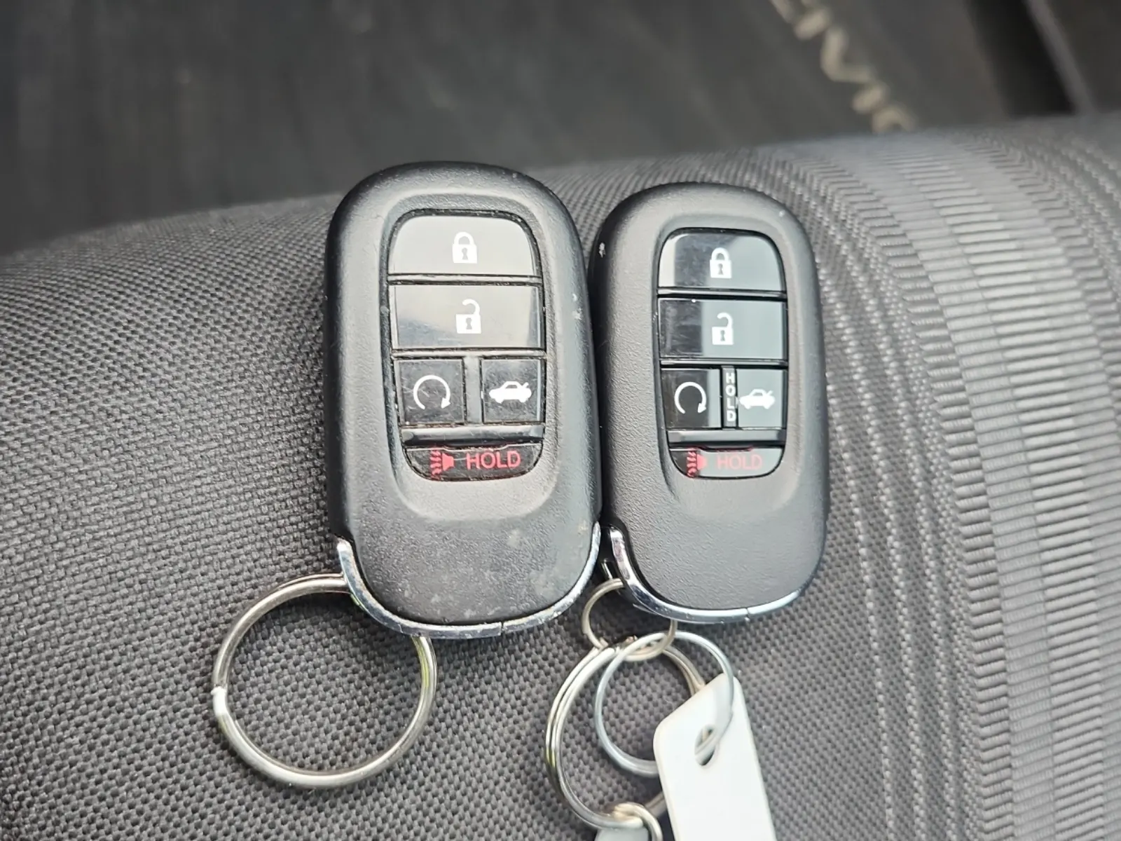Keys/Fobs/Manual Photo