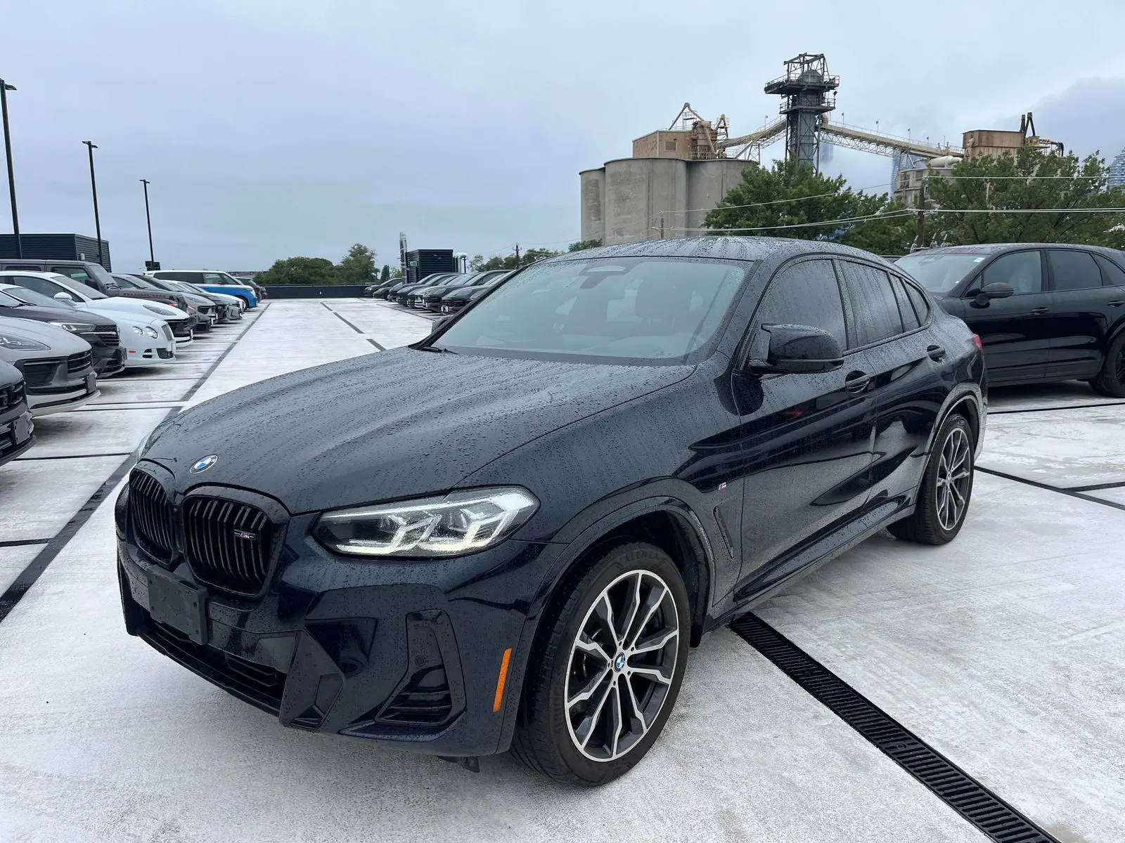 2023 BMW X4