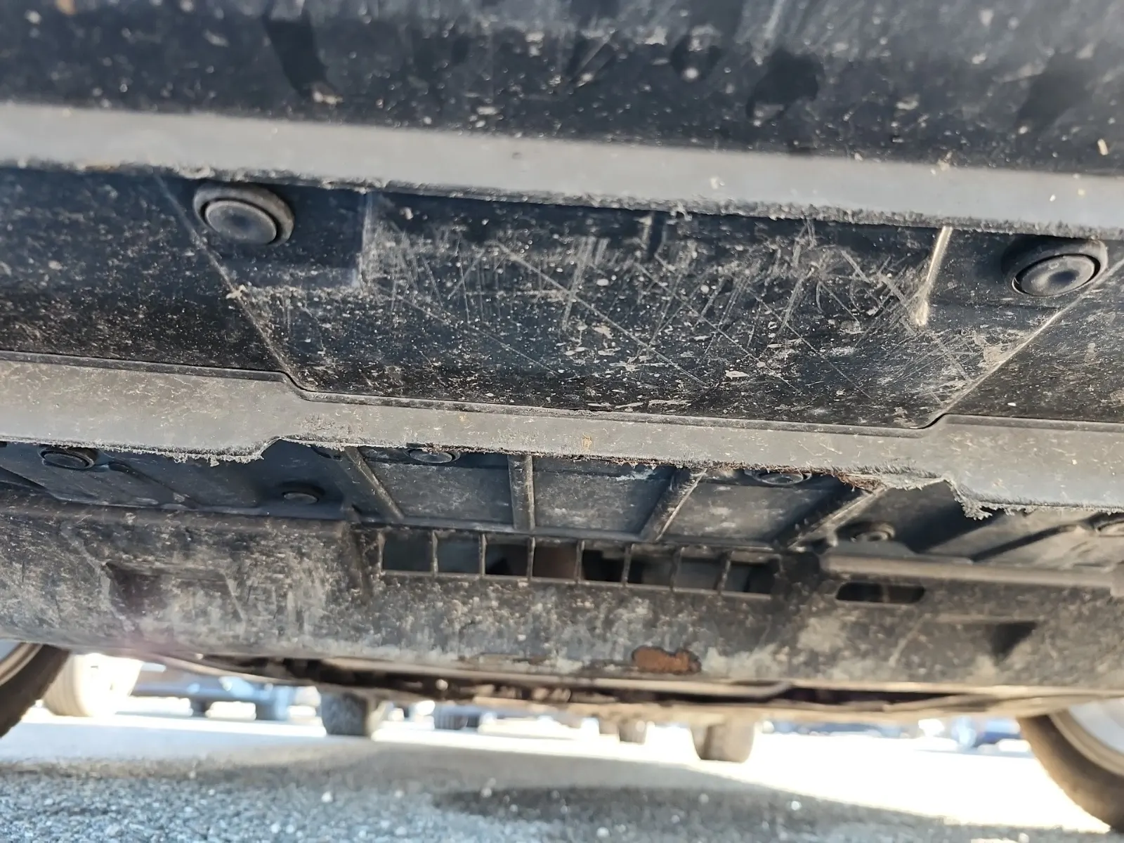 Undercarriage - Front Photo