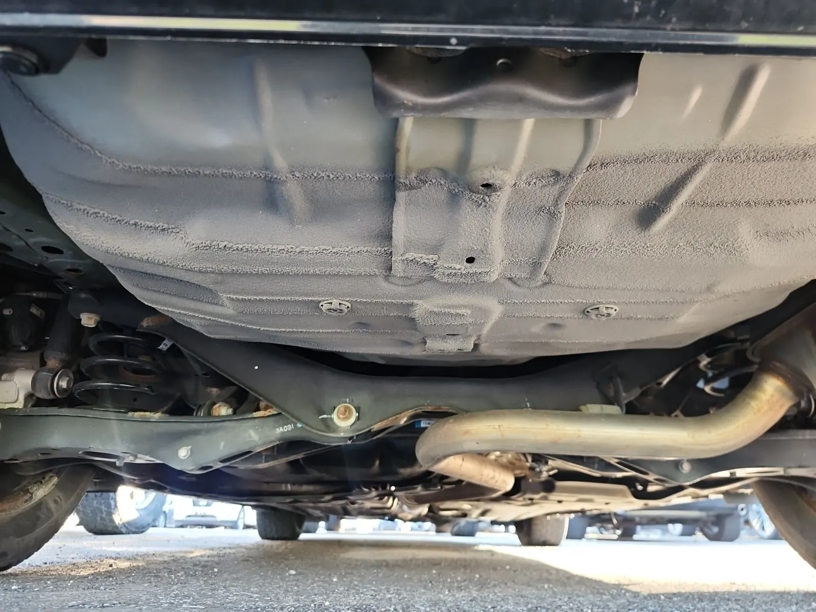 Undercarriage - Rear Photo