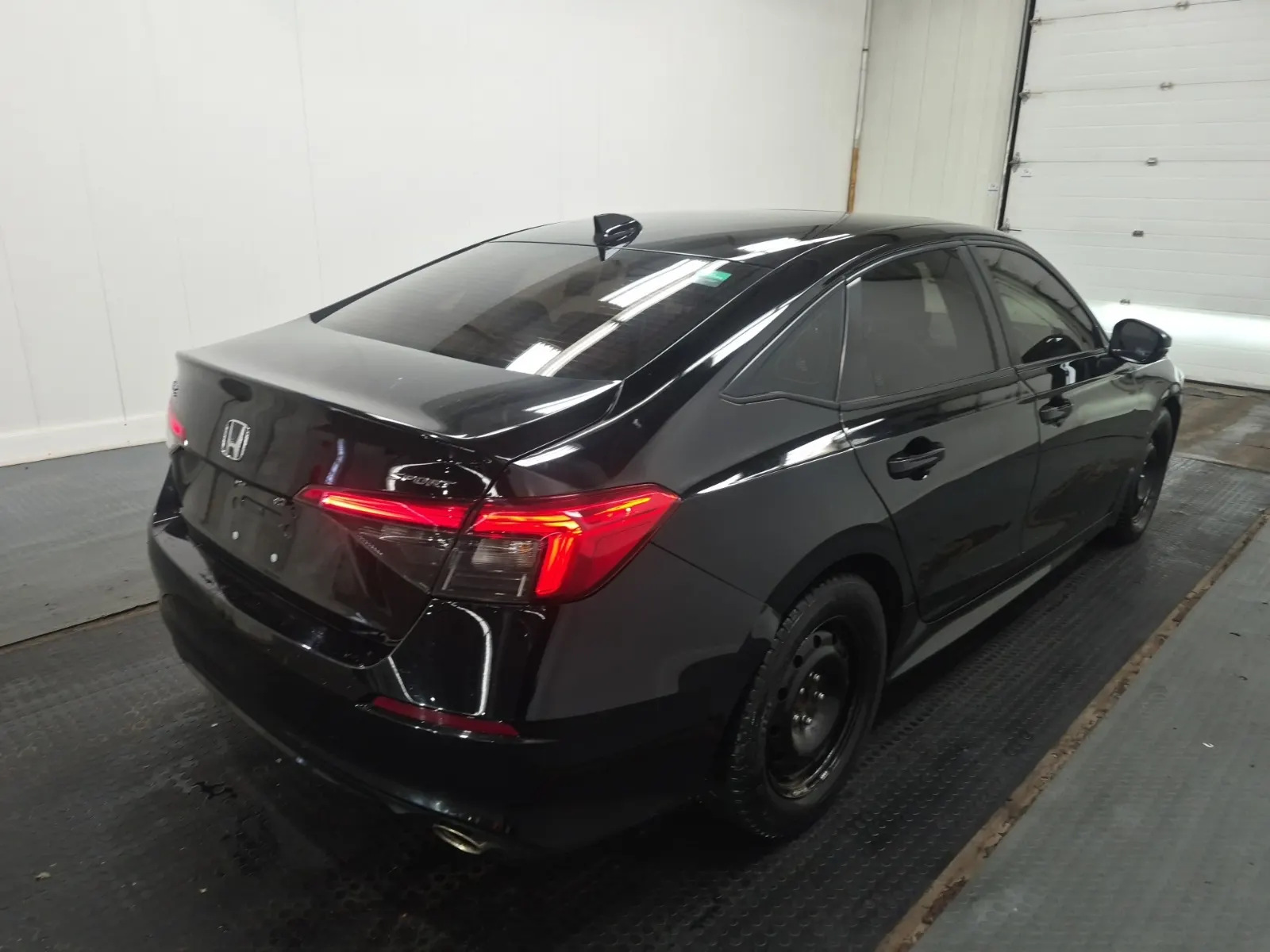 Passenger Rear 3/4 Photo