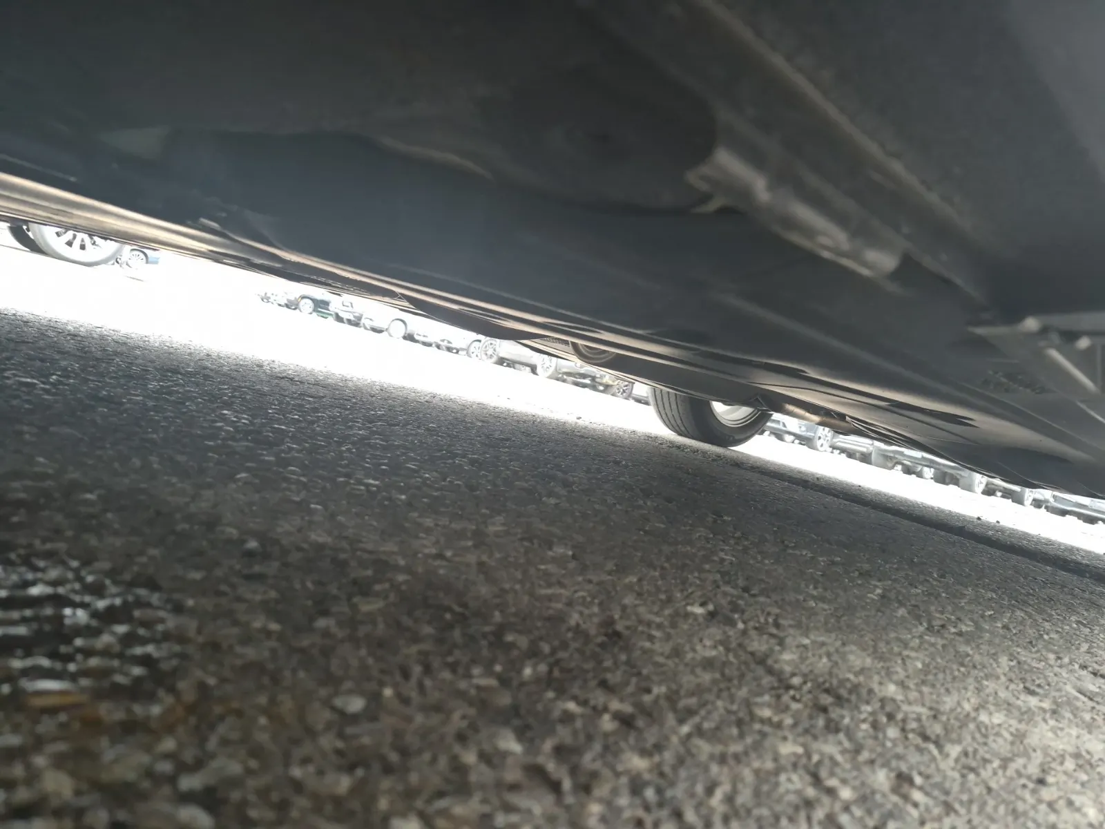 Undercarriage - Driver Photo
