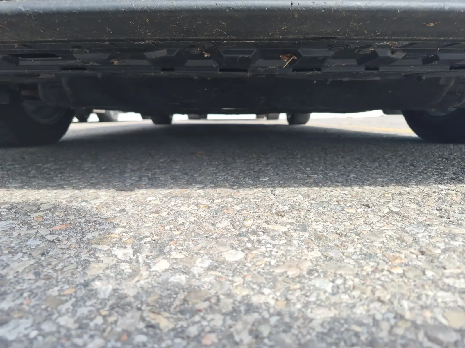 Undercarriage - Front Photo