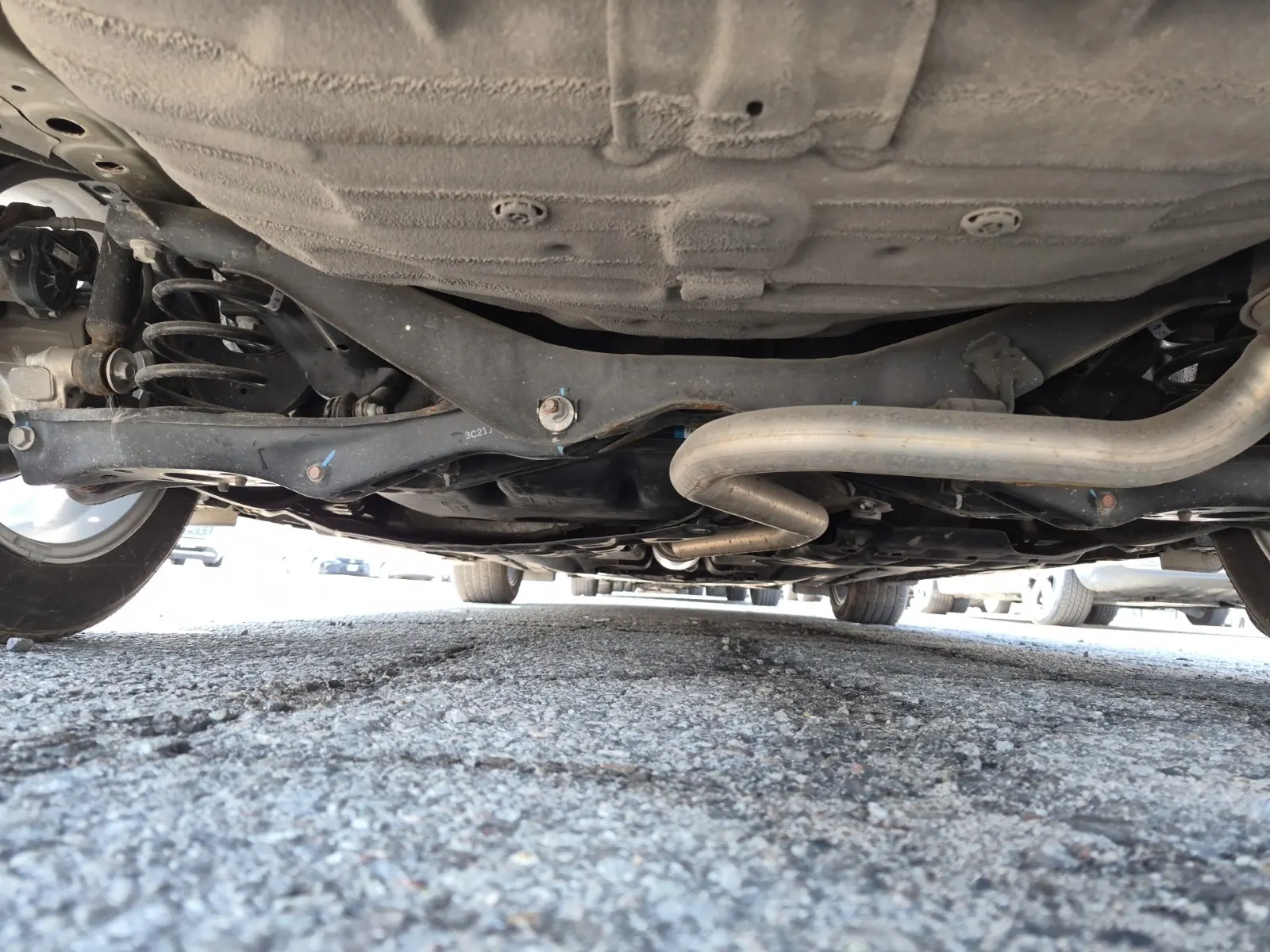 Undercarriage - Rear Photo