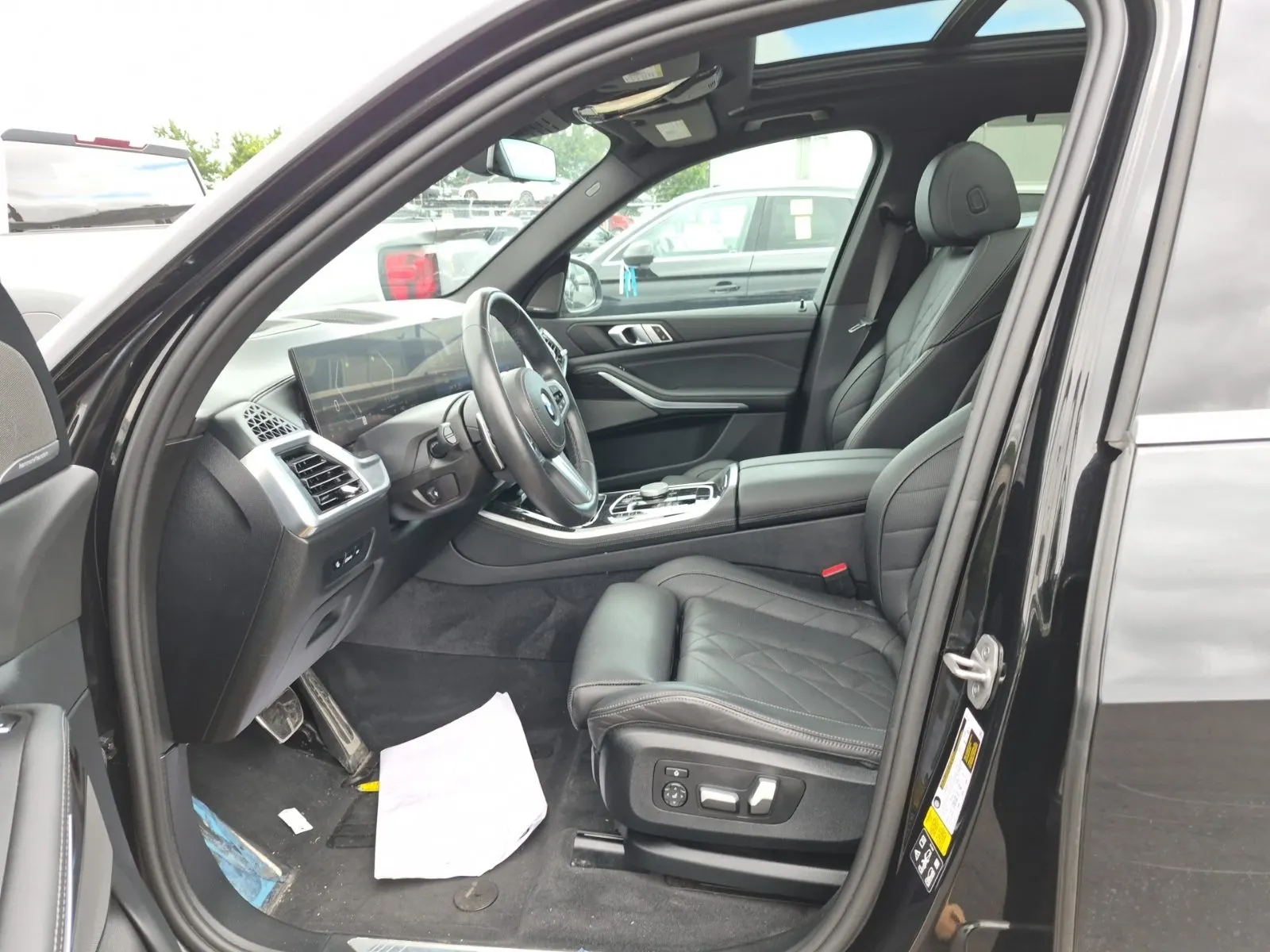 Front Interior Photo