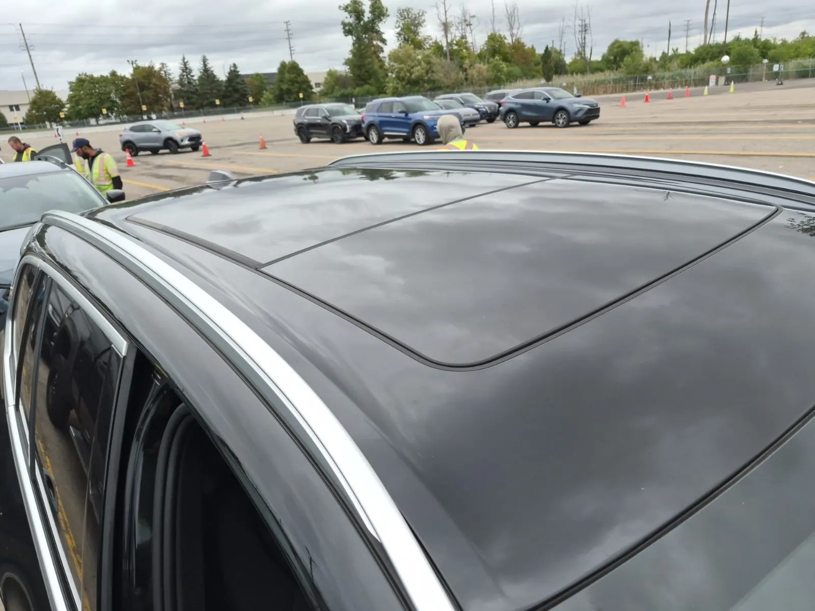 Exterior Roof Photo