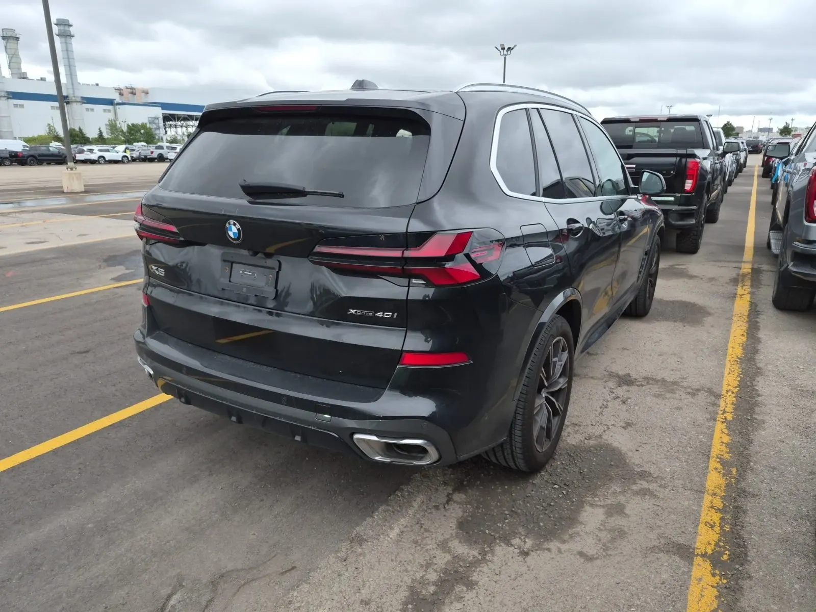 Passenger Rear 3/4 Photo