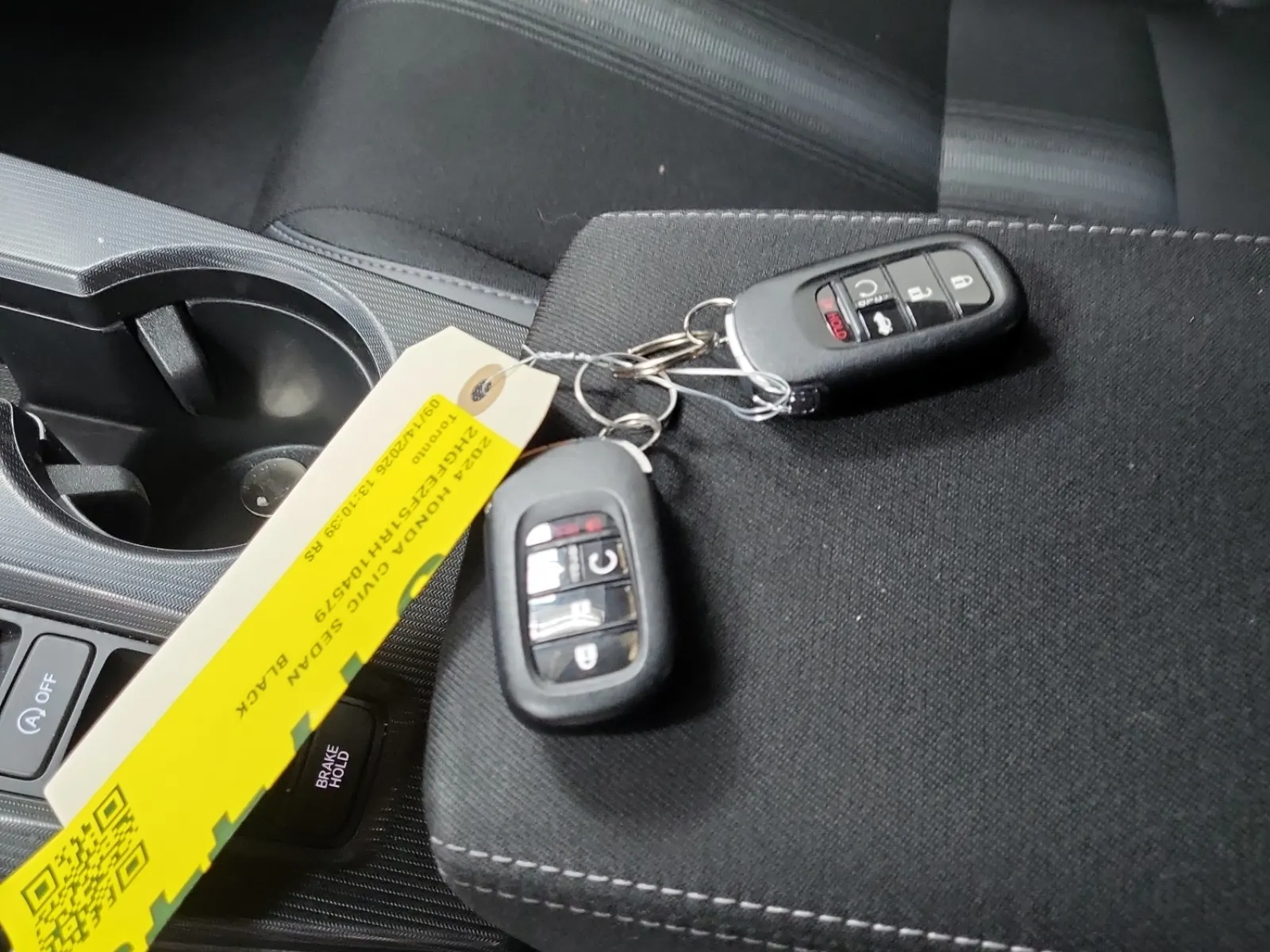 Keys/Fobs/Manual Photo