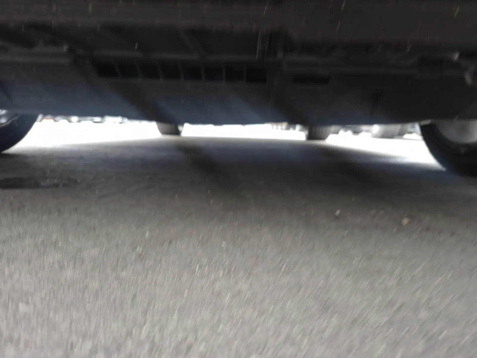 Undercarriage - Front Photo