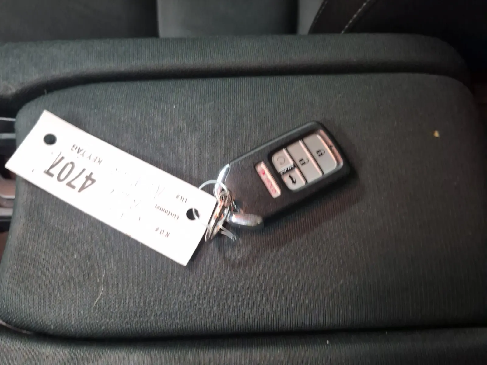 Keys/Fobs/Manual Photo