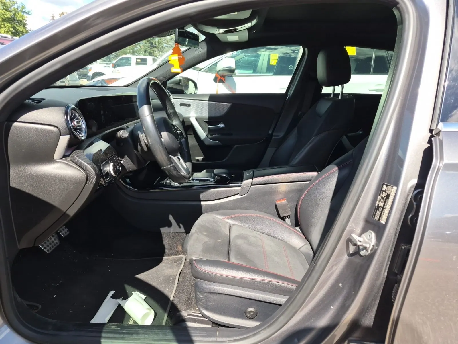 Front Interior Photo
