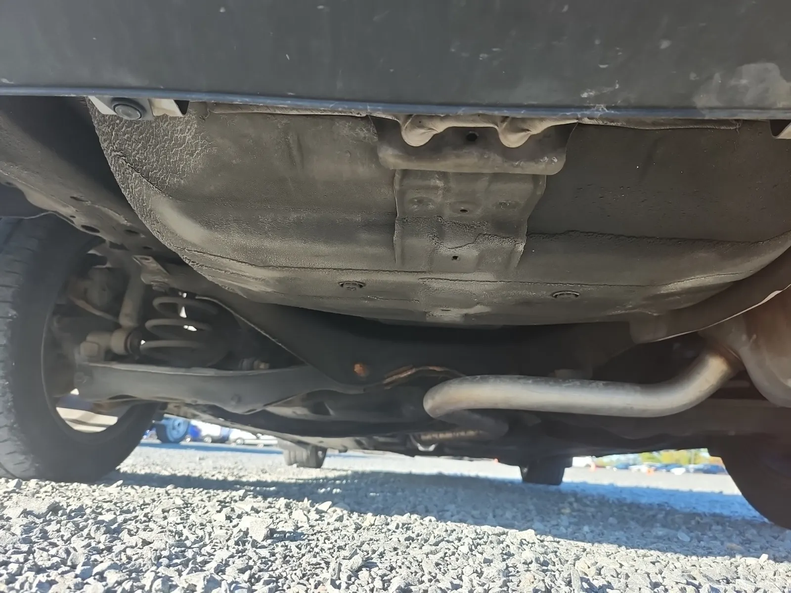 Undercarriage - Rear Photo