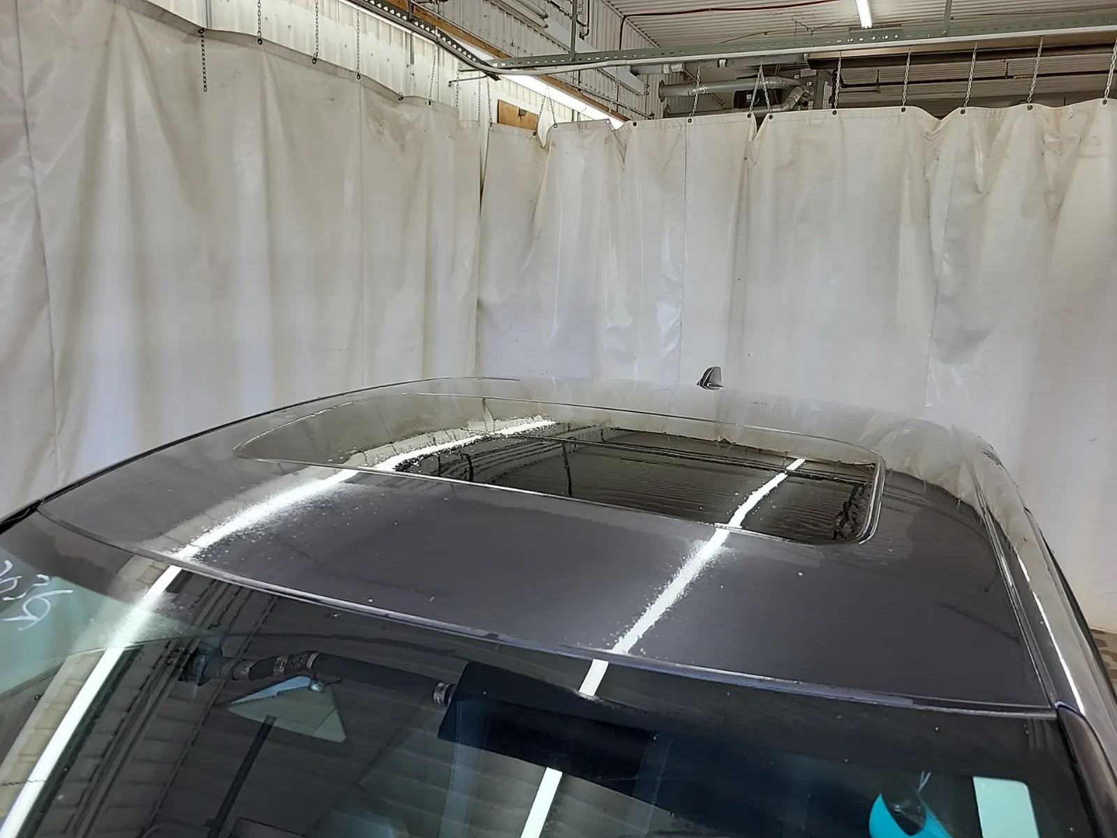 Exterior Roof Photo