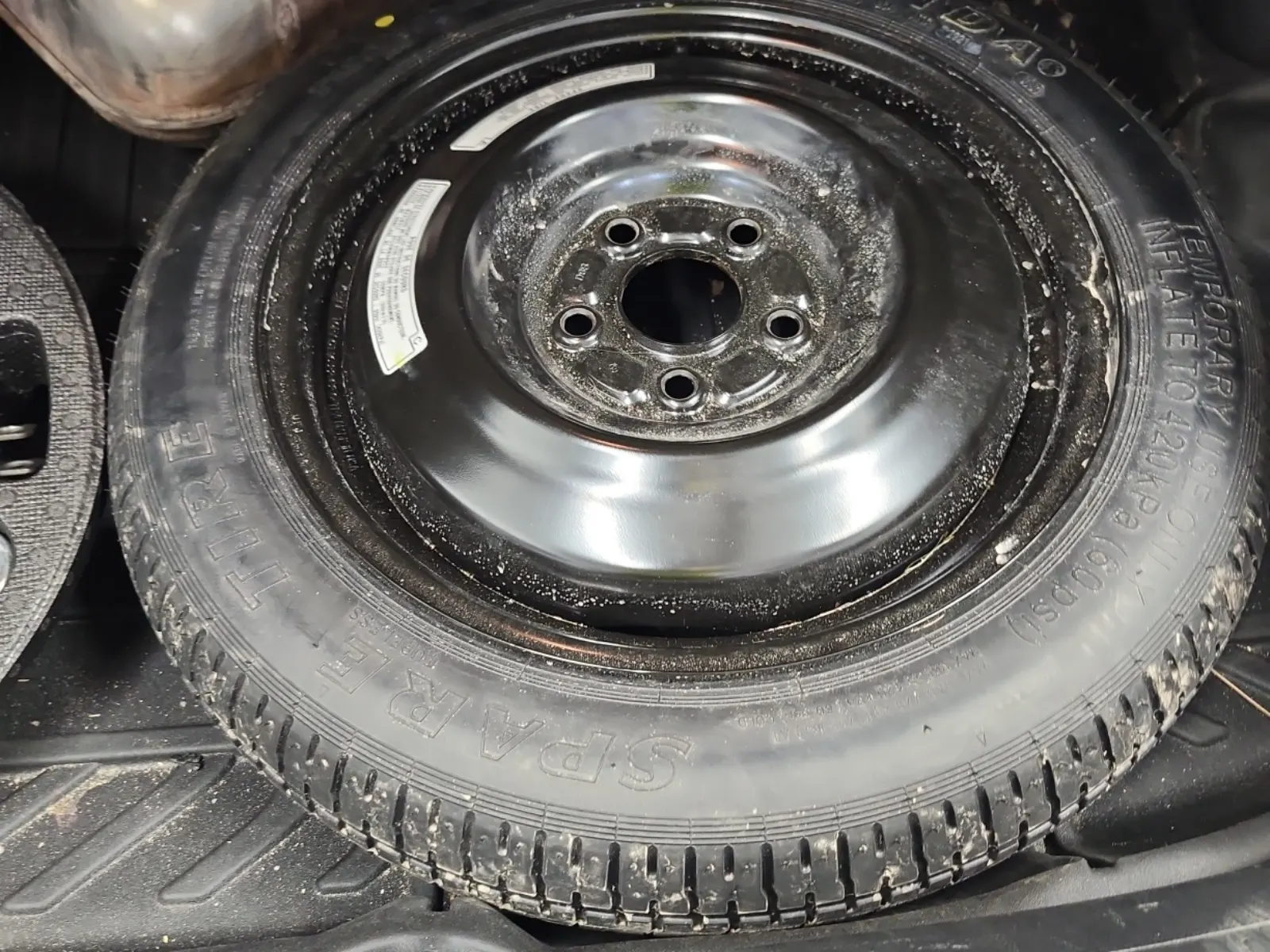 Spare Tire & Wheel Photo