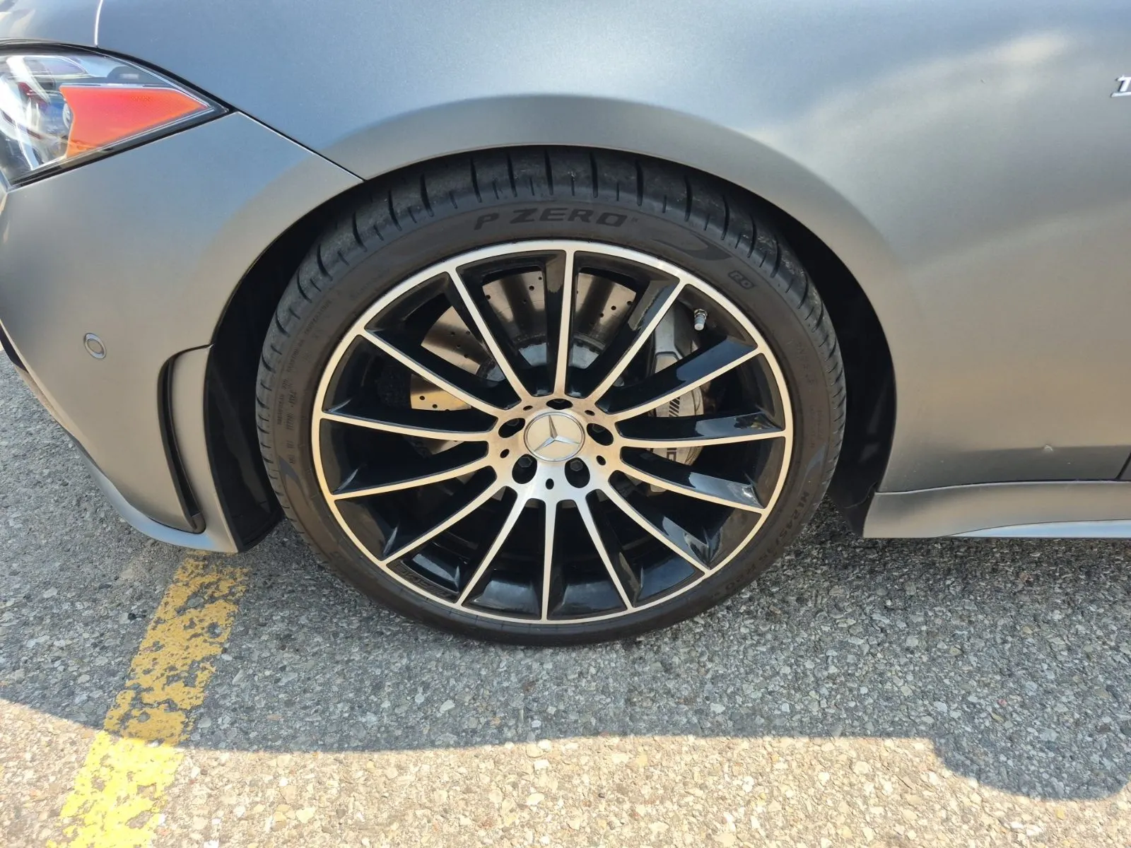 Front driver wheel/tire photo