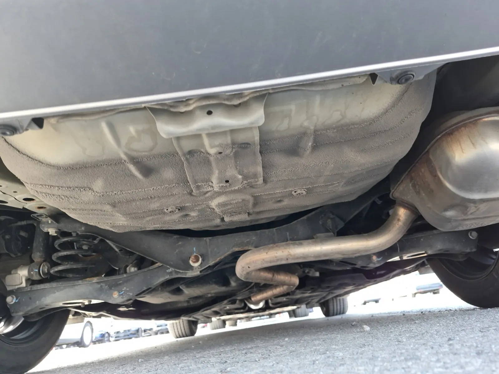 Undercarriage - Rear Photo