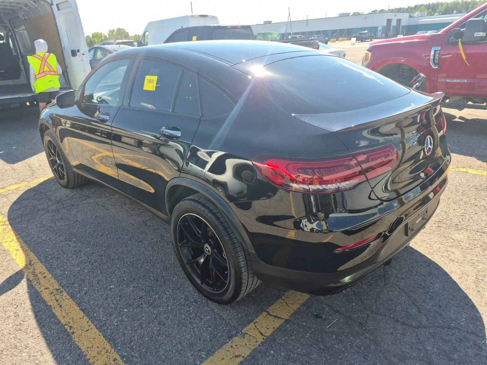 Driver Rear 3/4 Photo