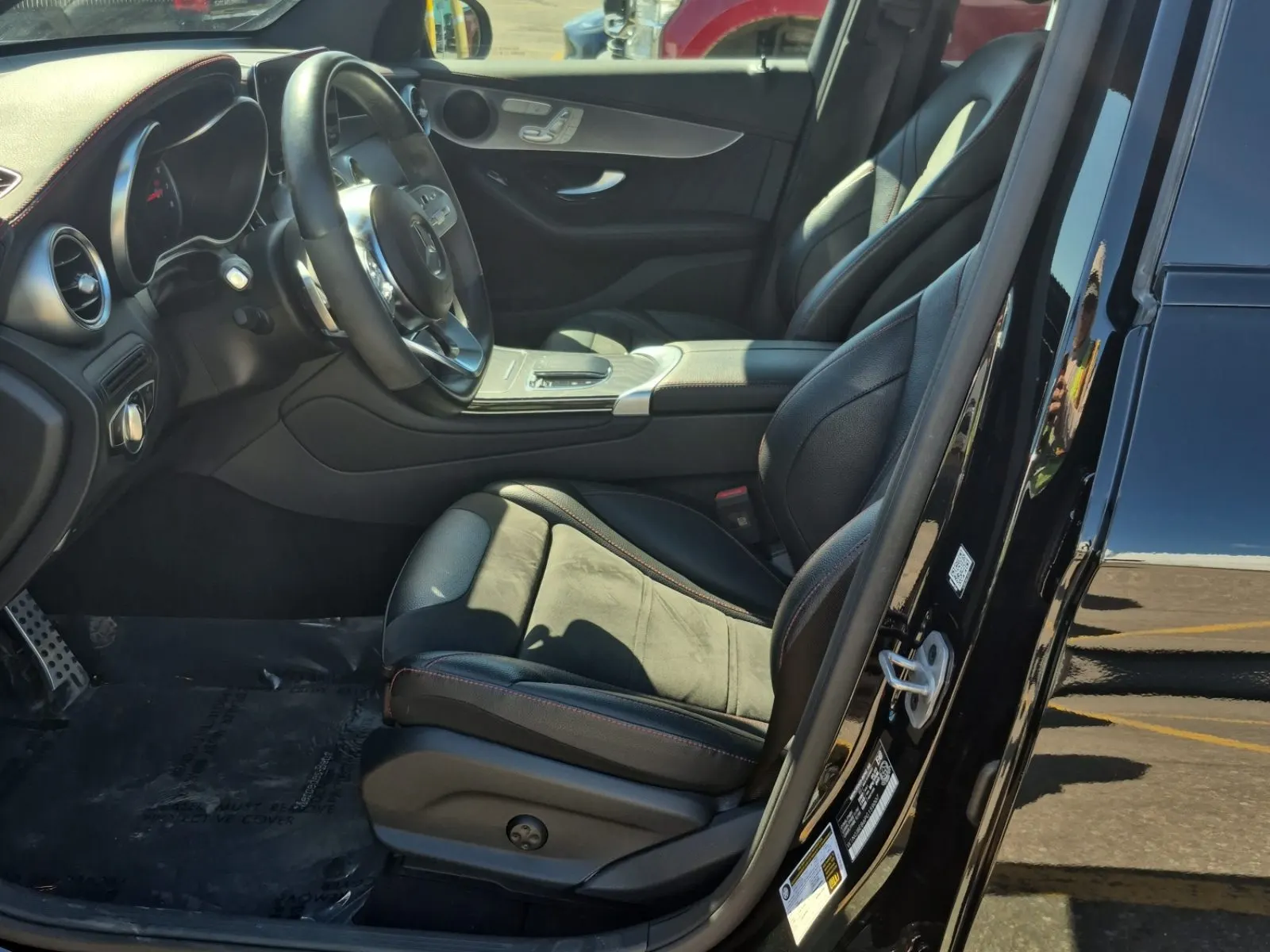 Front Interior Photo