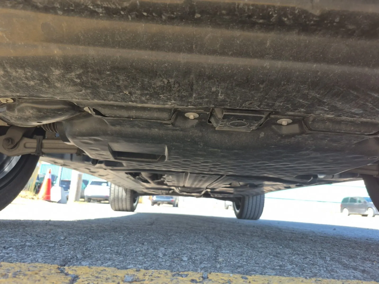 Undercarriage - Front Photo