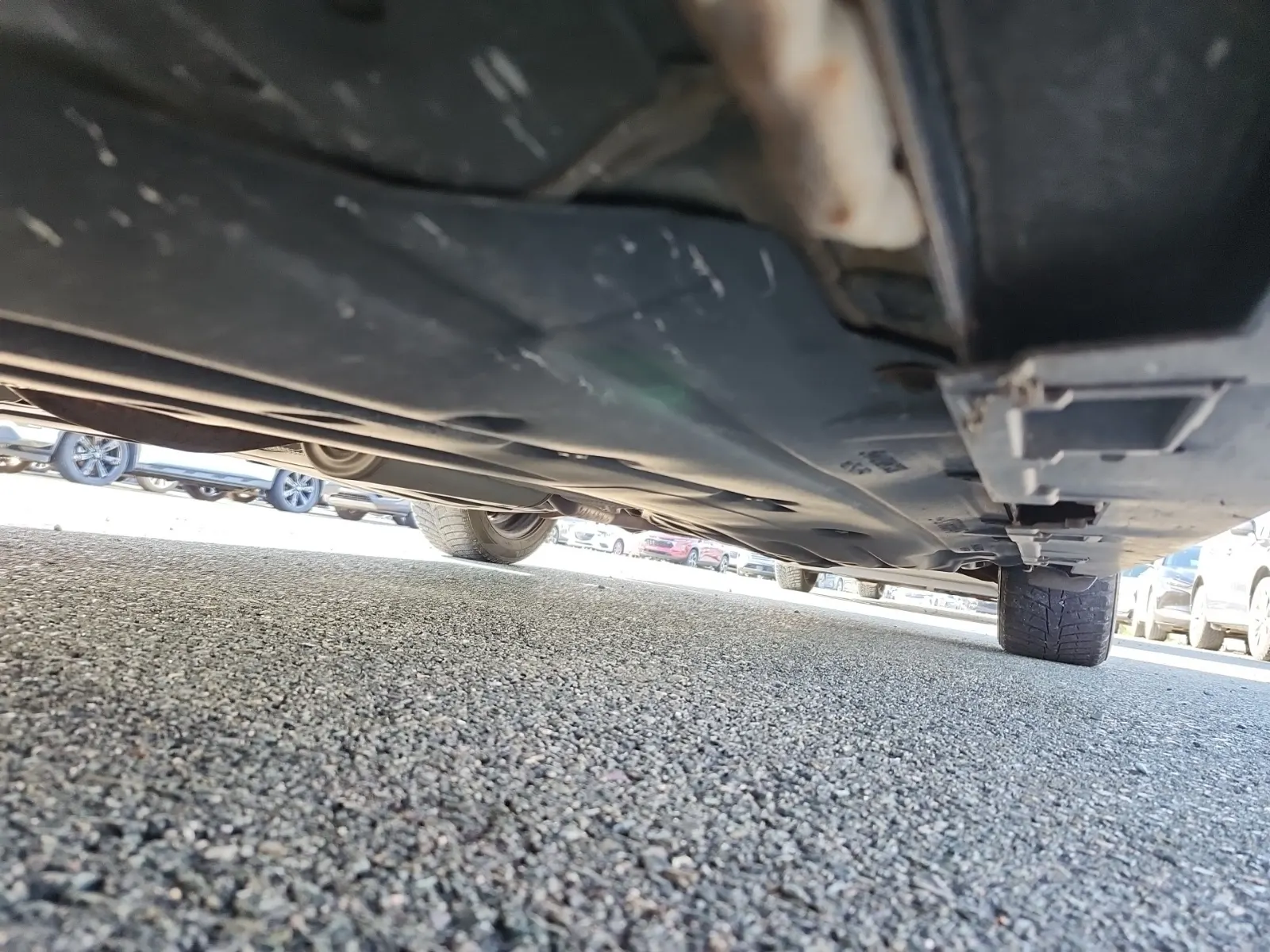 Undercarriage - Driver Photo