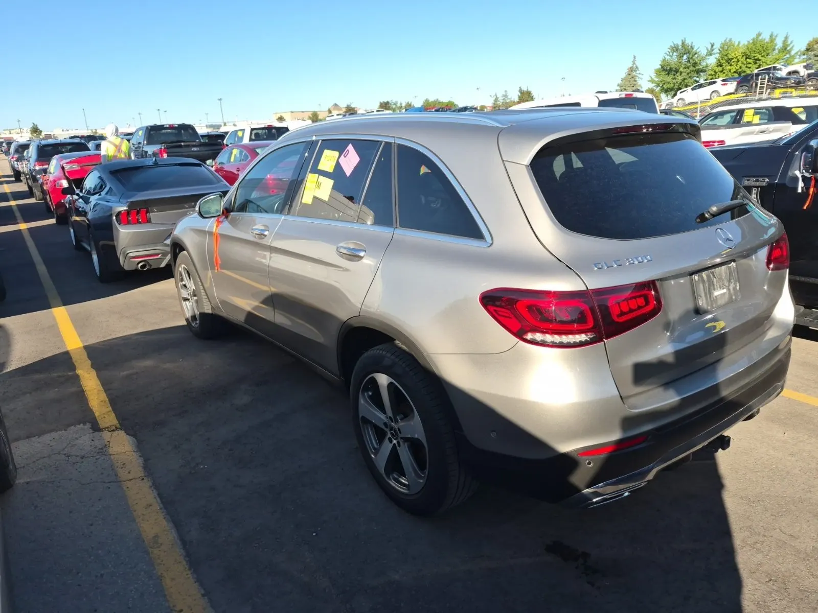 Driver Rear 3/4 Photo