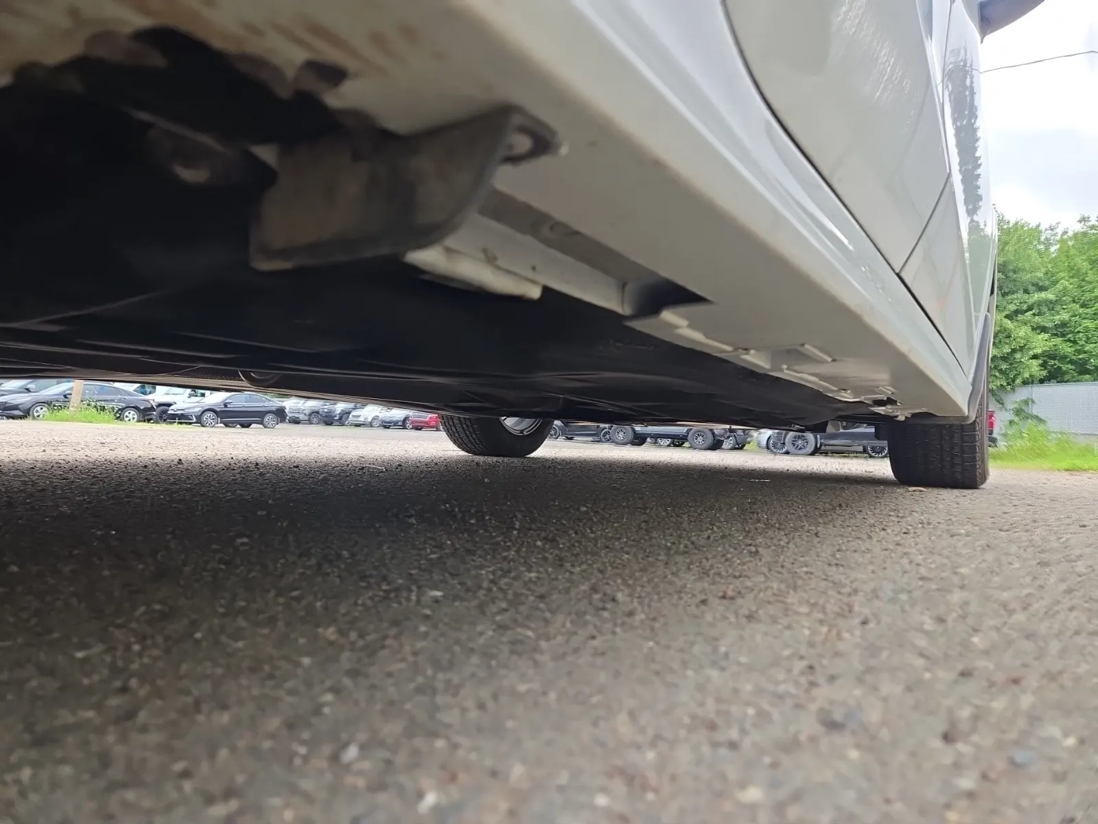 Undercarriage - Passenger Photo