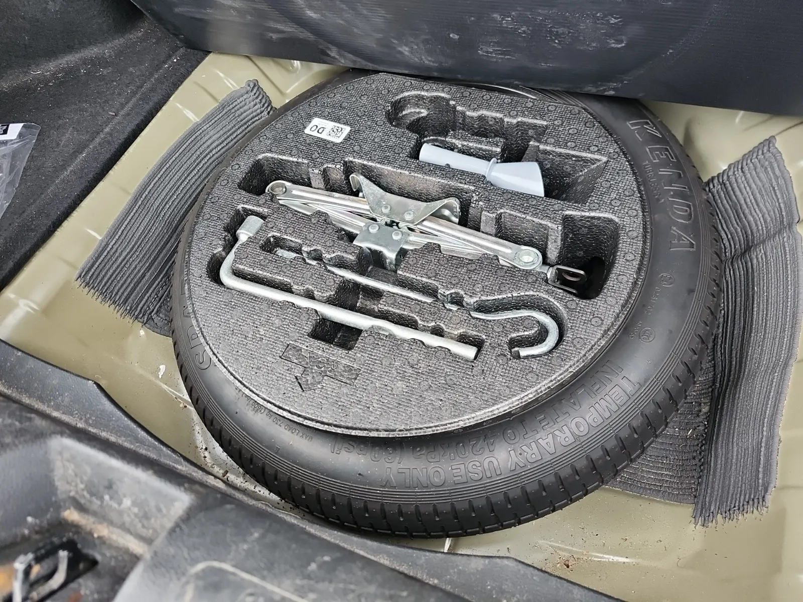 Spare Tire & Wheel Photo