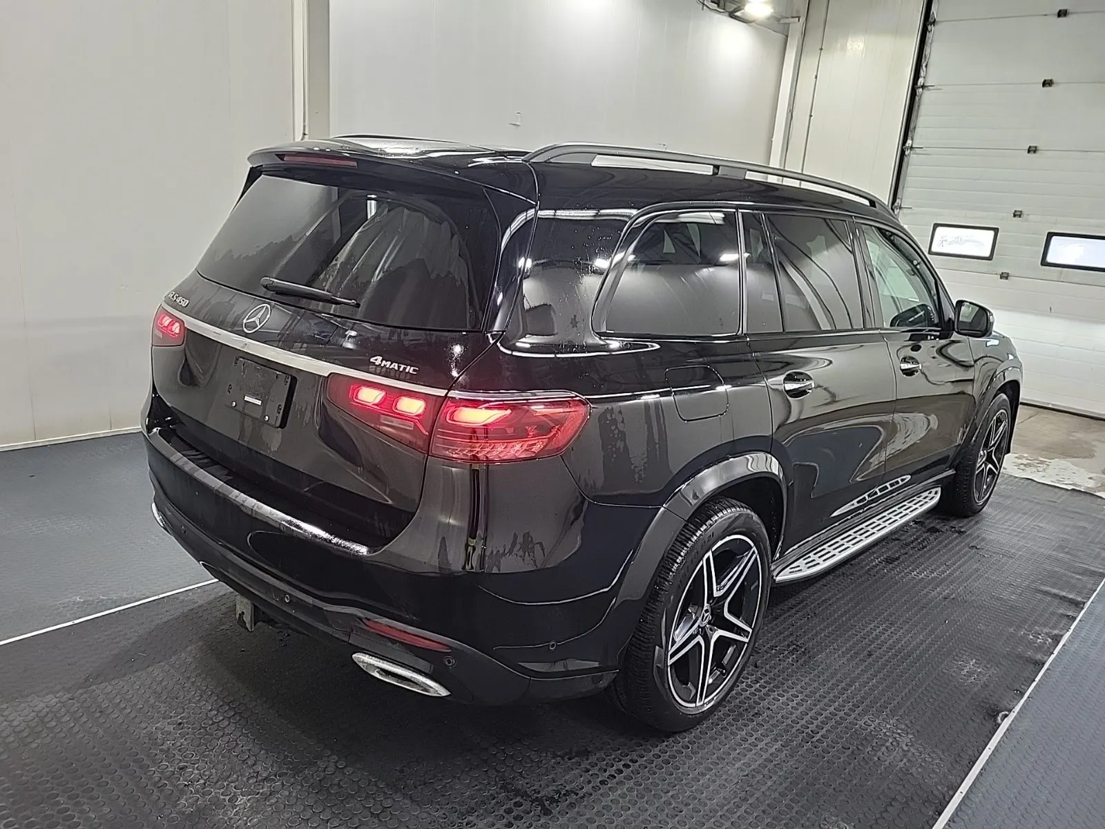 Passenger Rear 3/4 Photo
