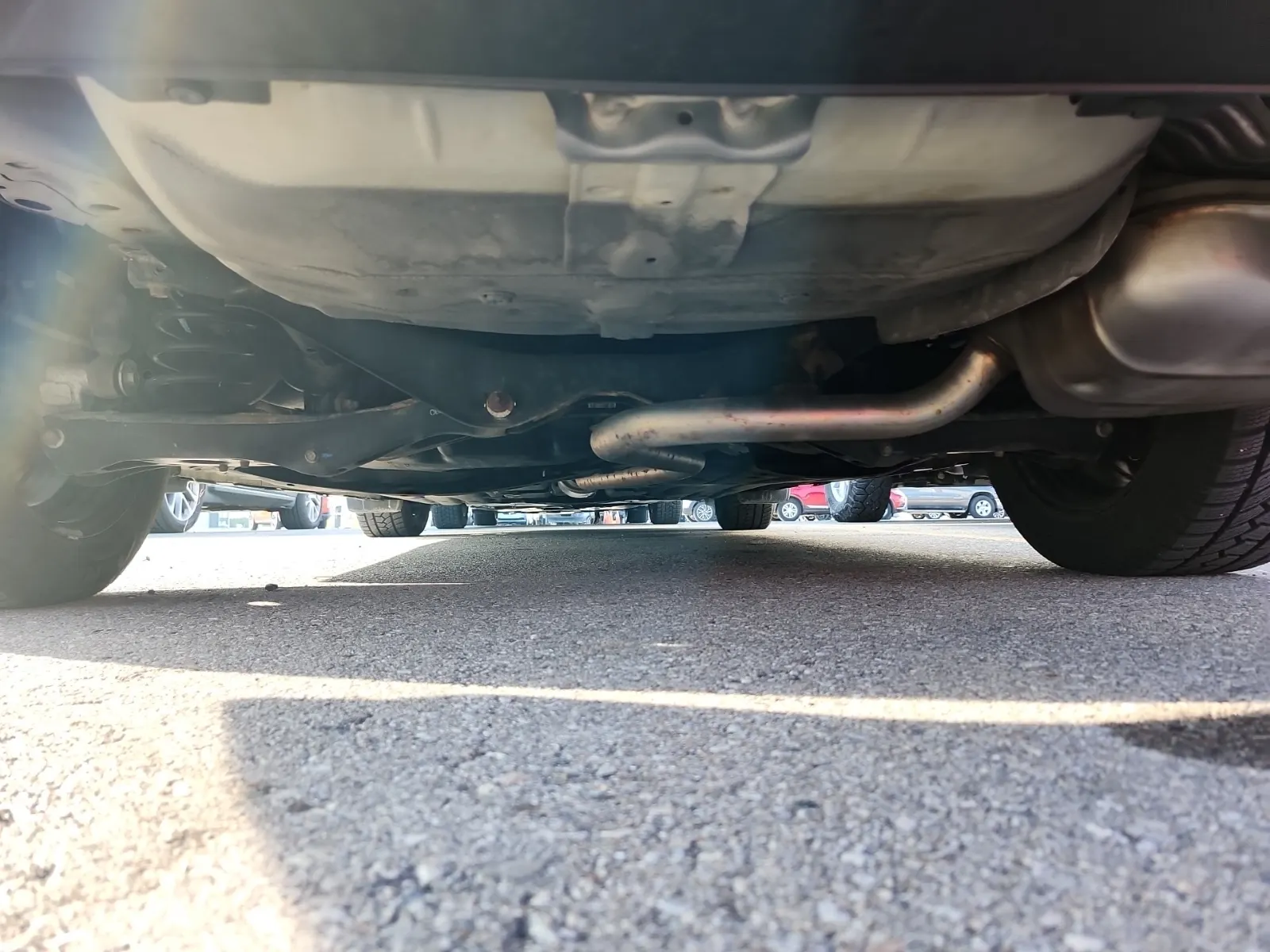 Undercarriage - Rear Photo