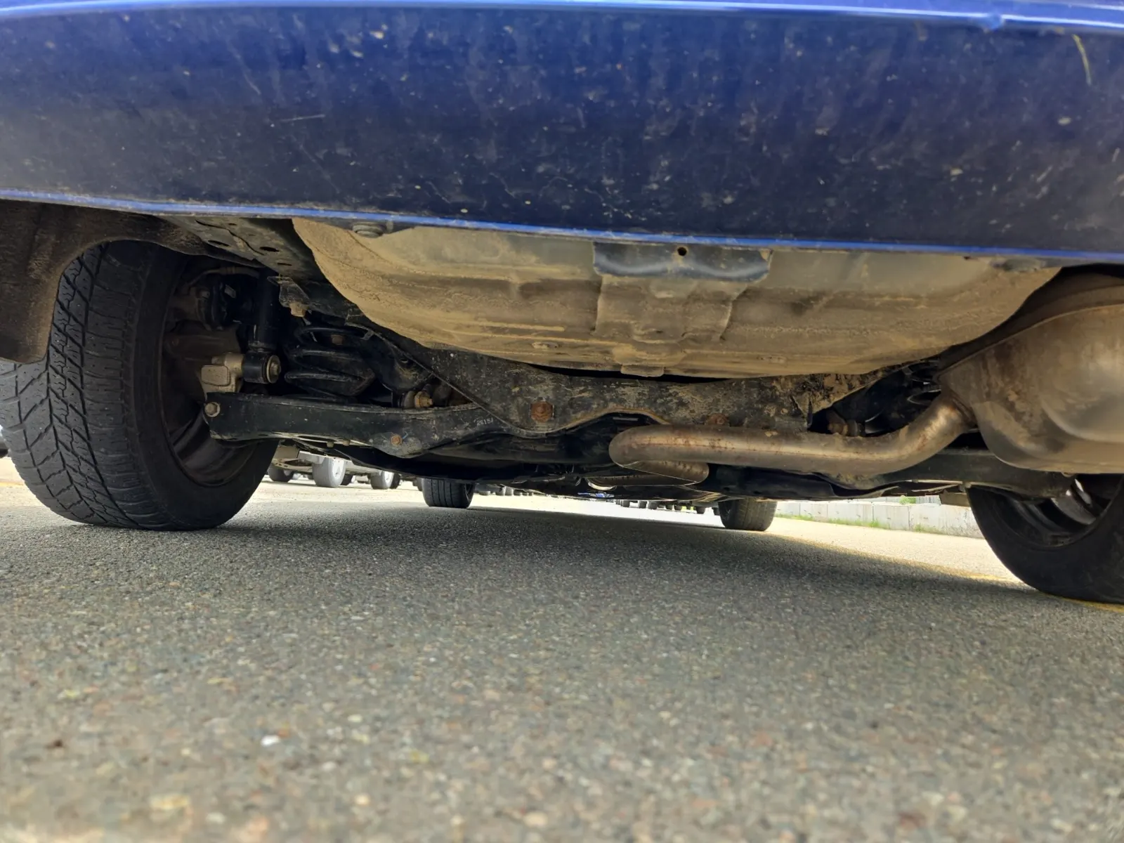 Undercarriage - Rear Photo