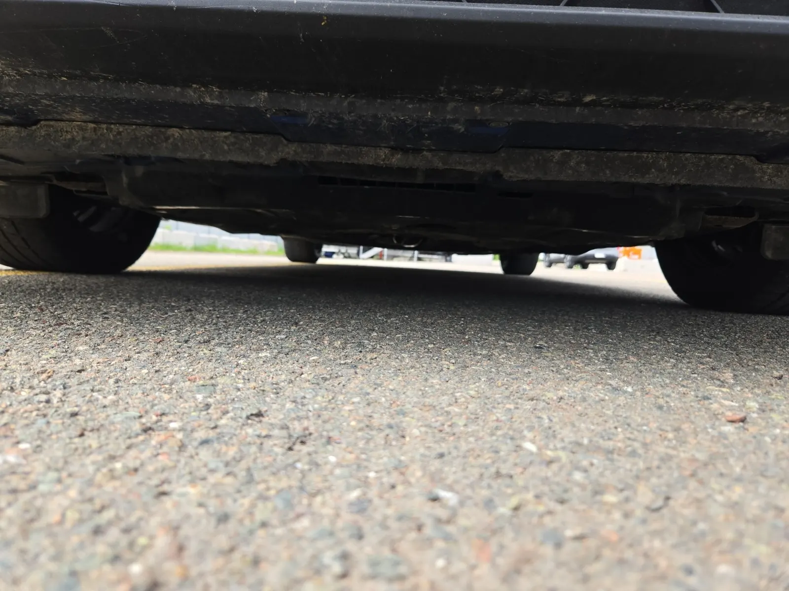 Undercarriage - Front Photo