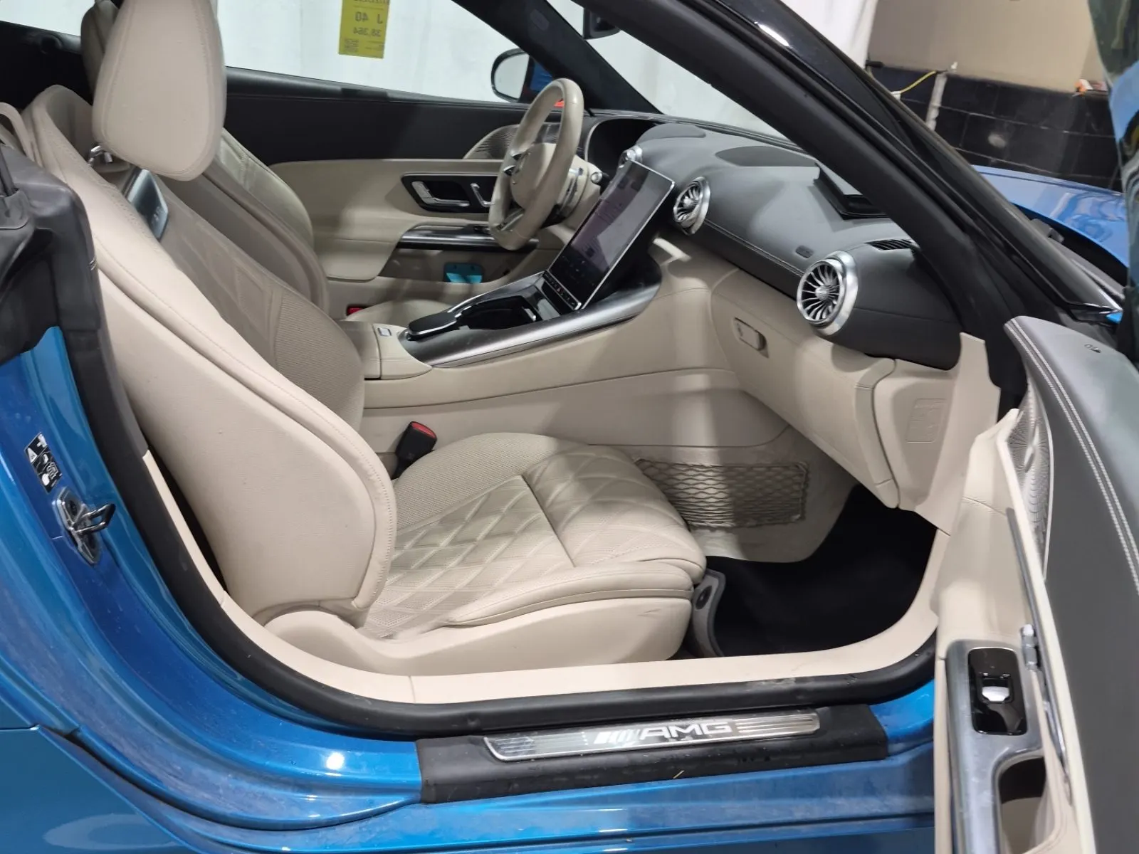 Right Side Interior Photo