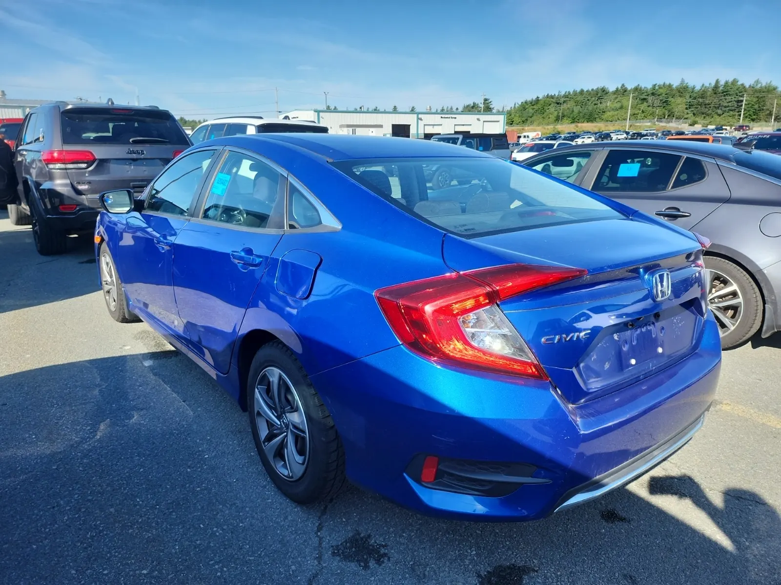 Driver Rear 3/4 Photo