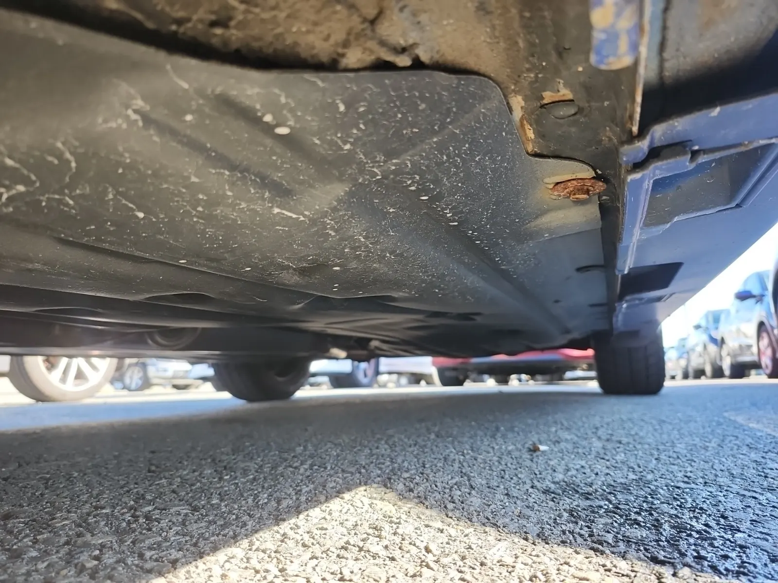 Undercarriage - Driver Photo