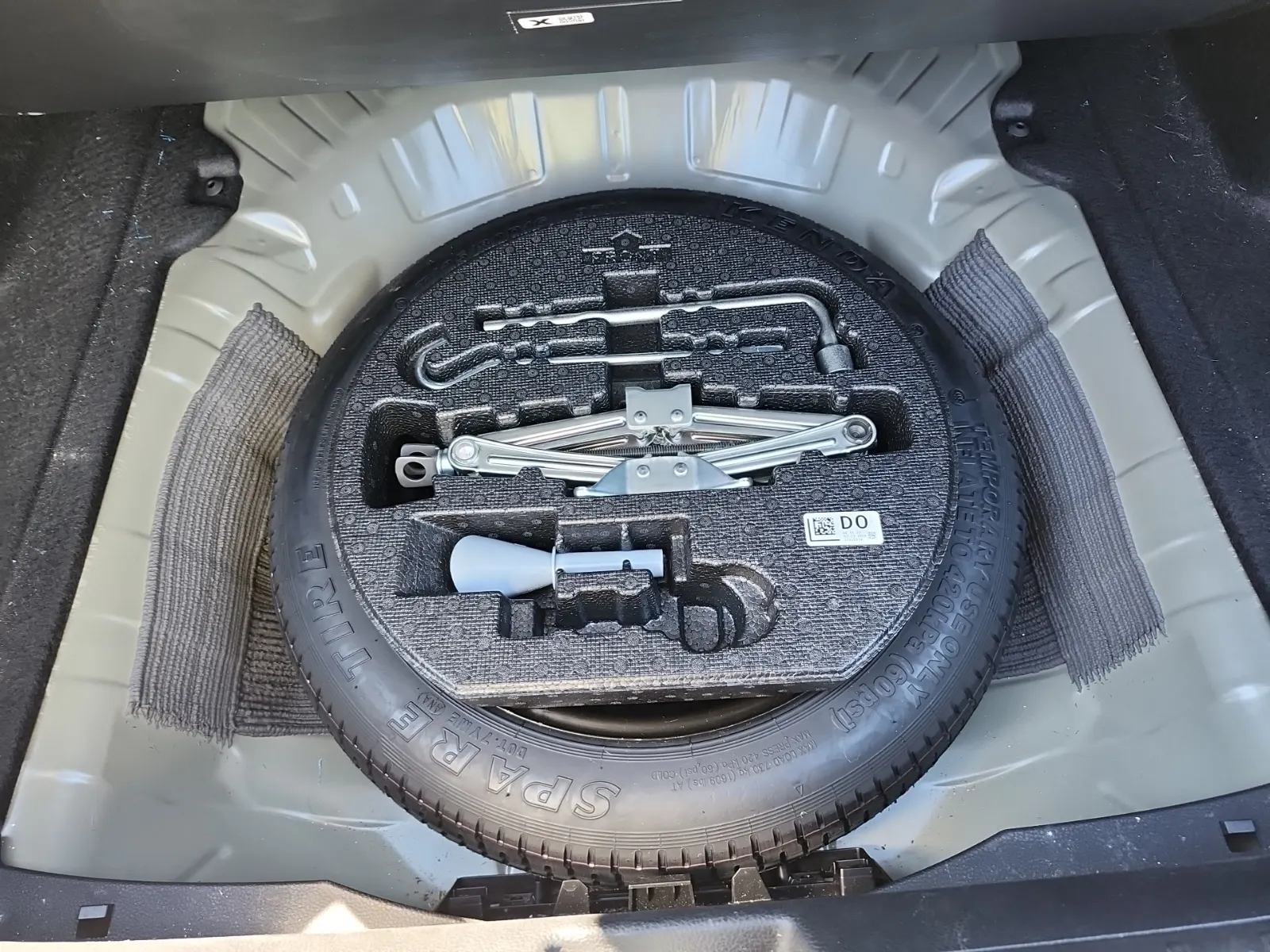 Spare Tire & Wheel Photo