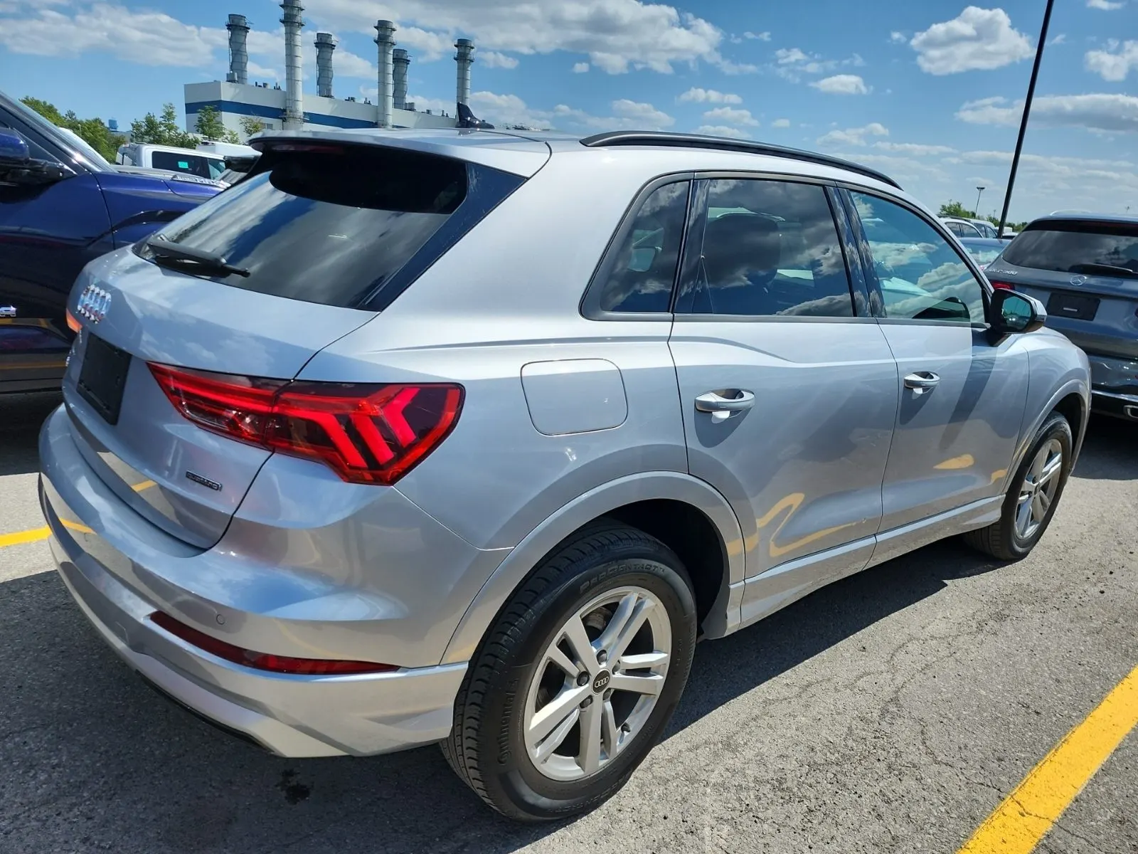 Passenger Rear 3/4 Photo