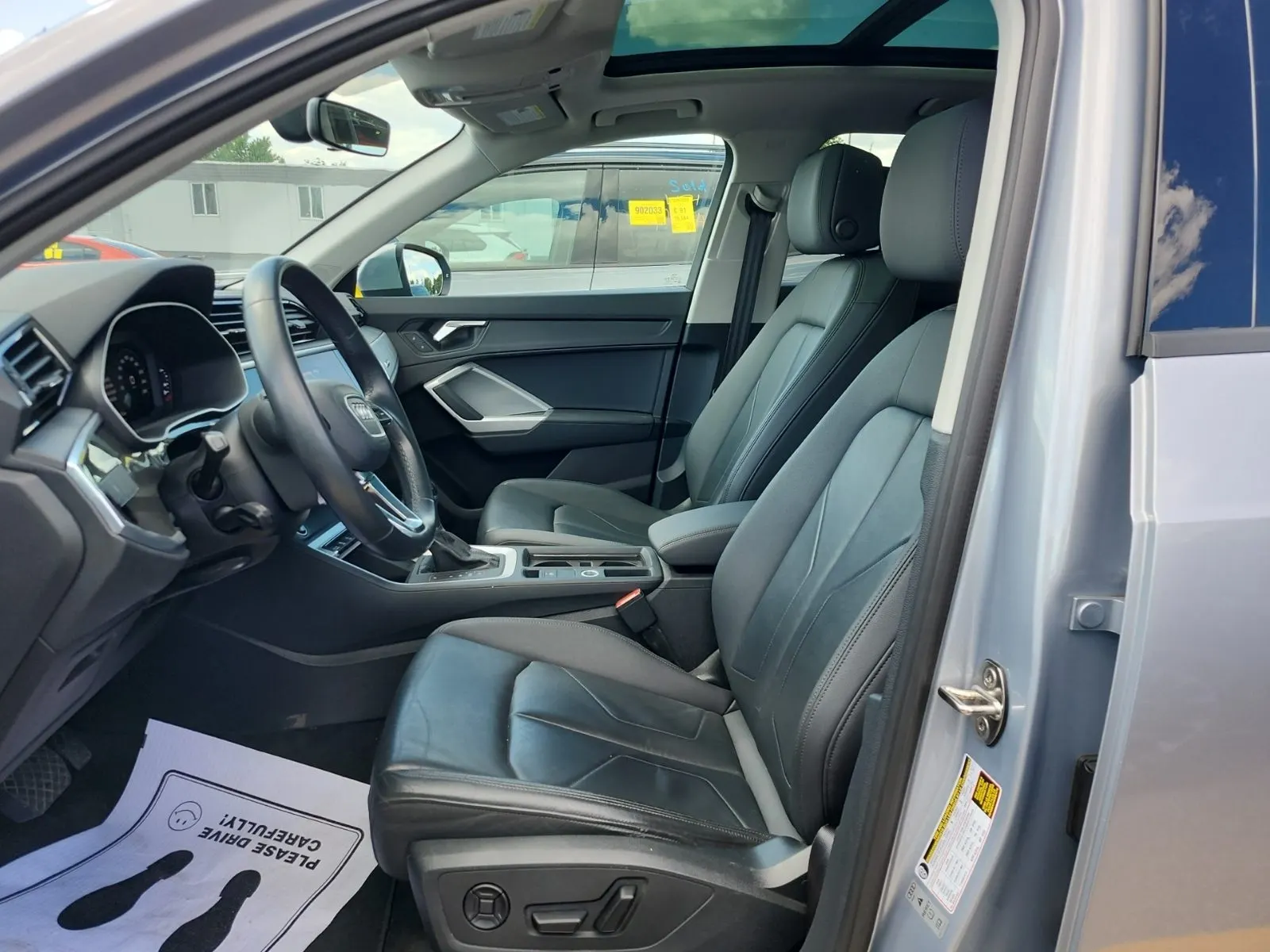 Front Interior Photo