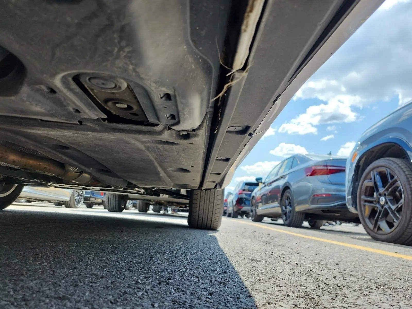 Undercarriage - Passenger Photo