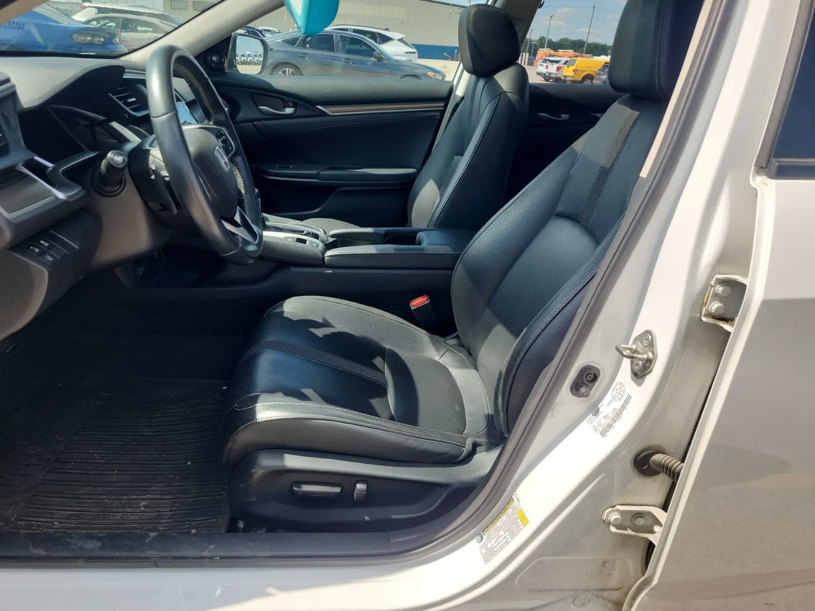 Front Interior Photo