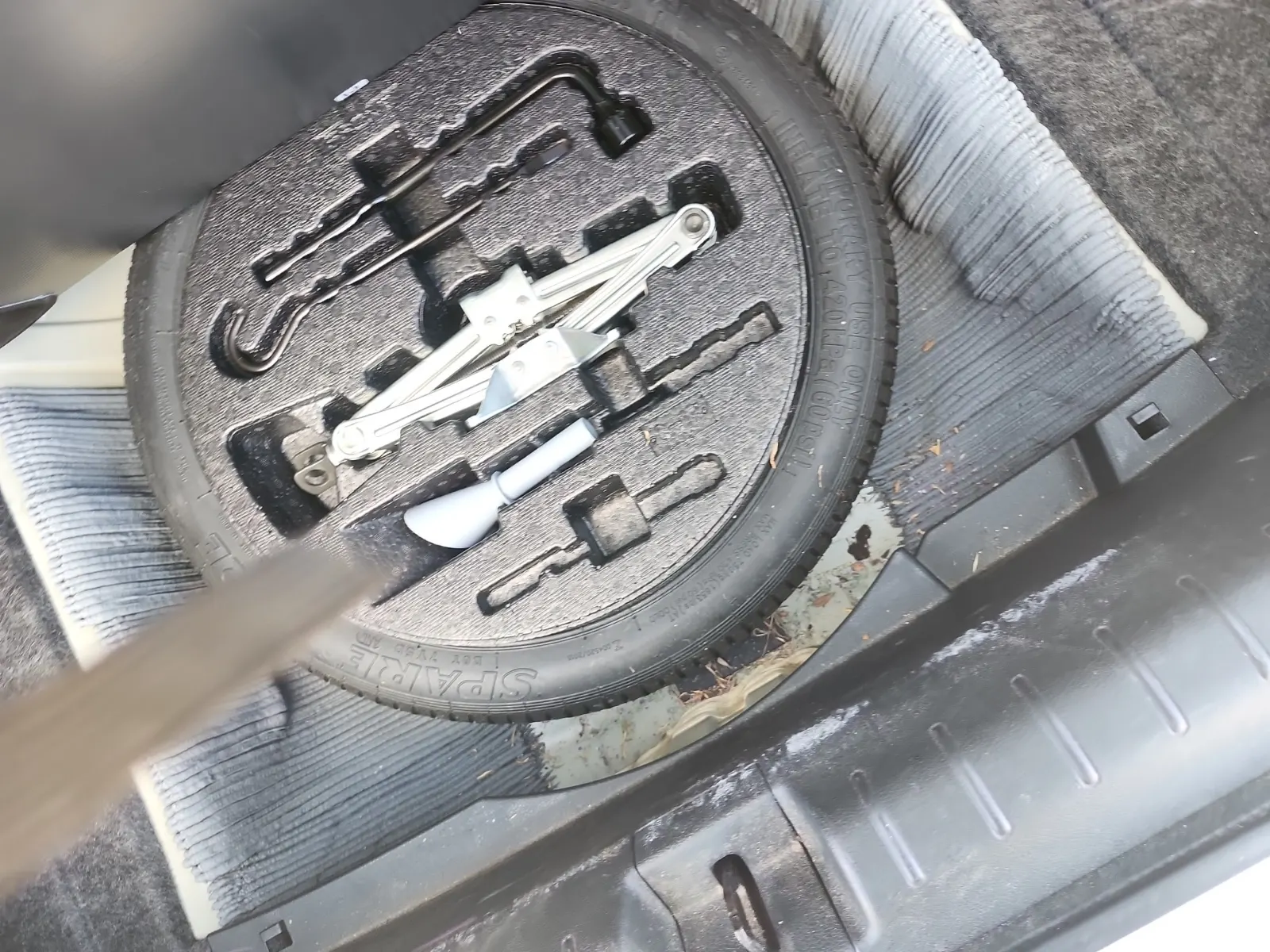 Spare Tire & Wheel Photo