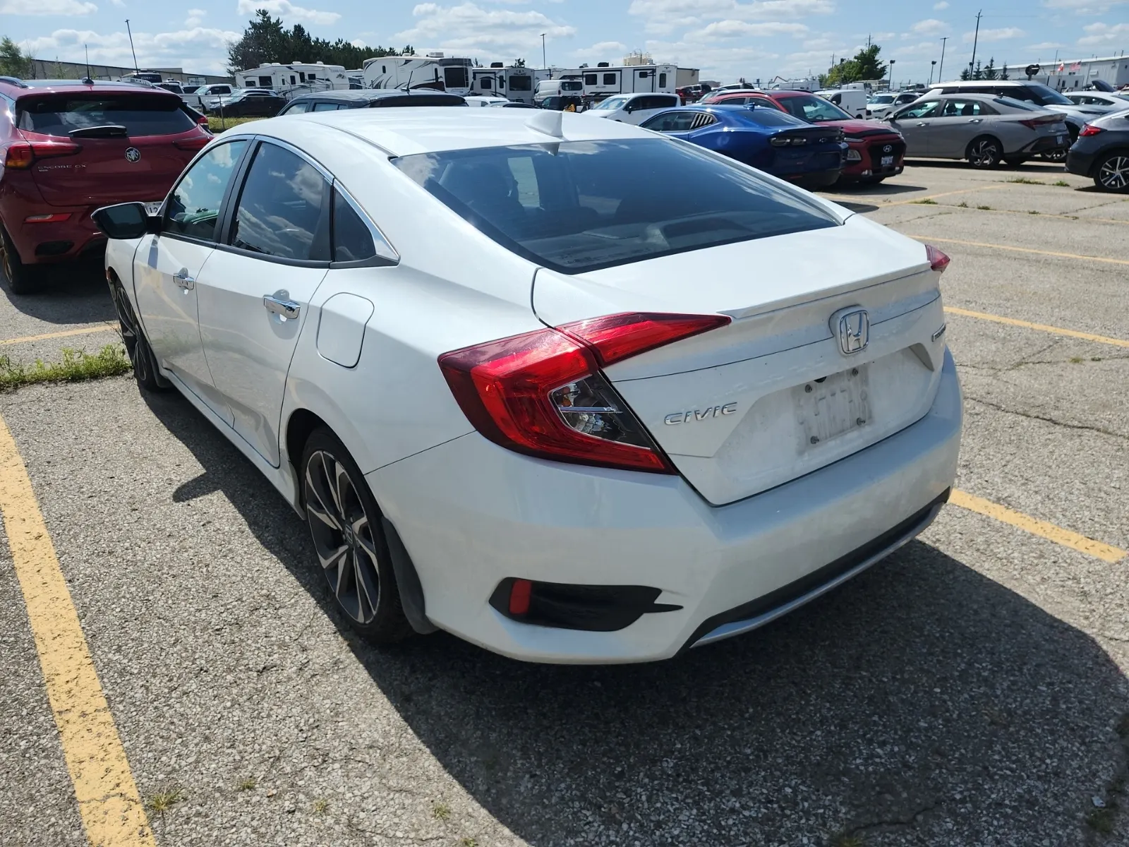 Driver Rear 3/4 Photo