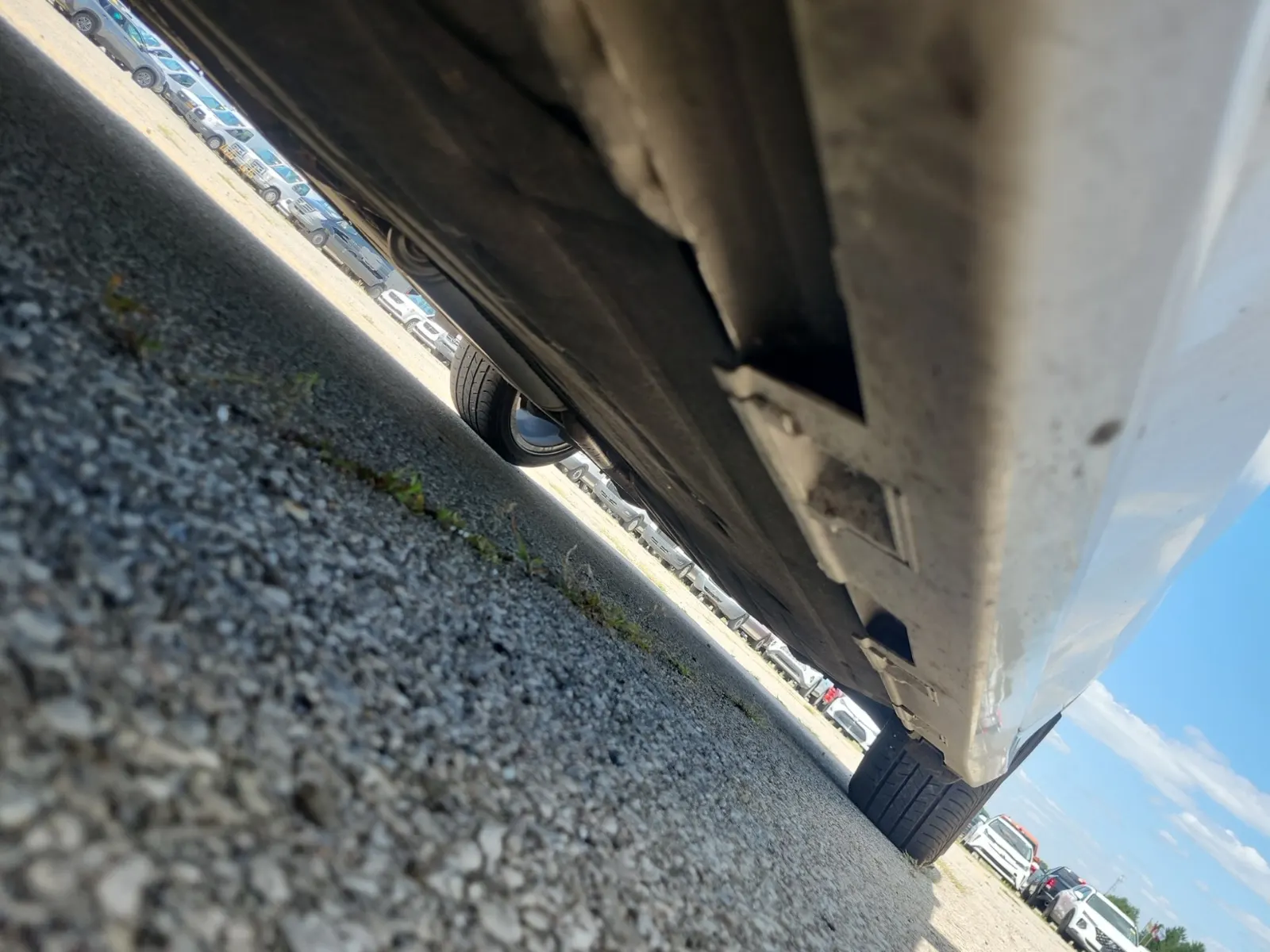Undercarriage - Driver Photo