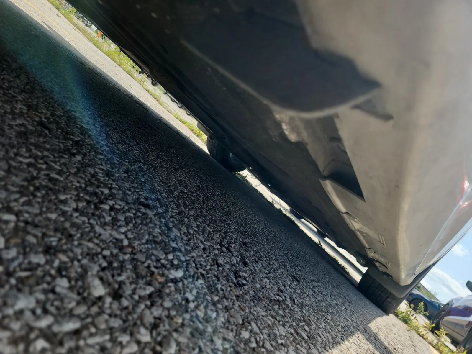 Undercarriage - Passenger Photo