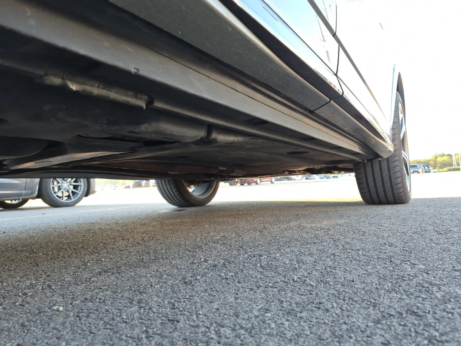 Undercarriage - Passenger Photo