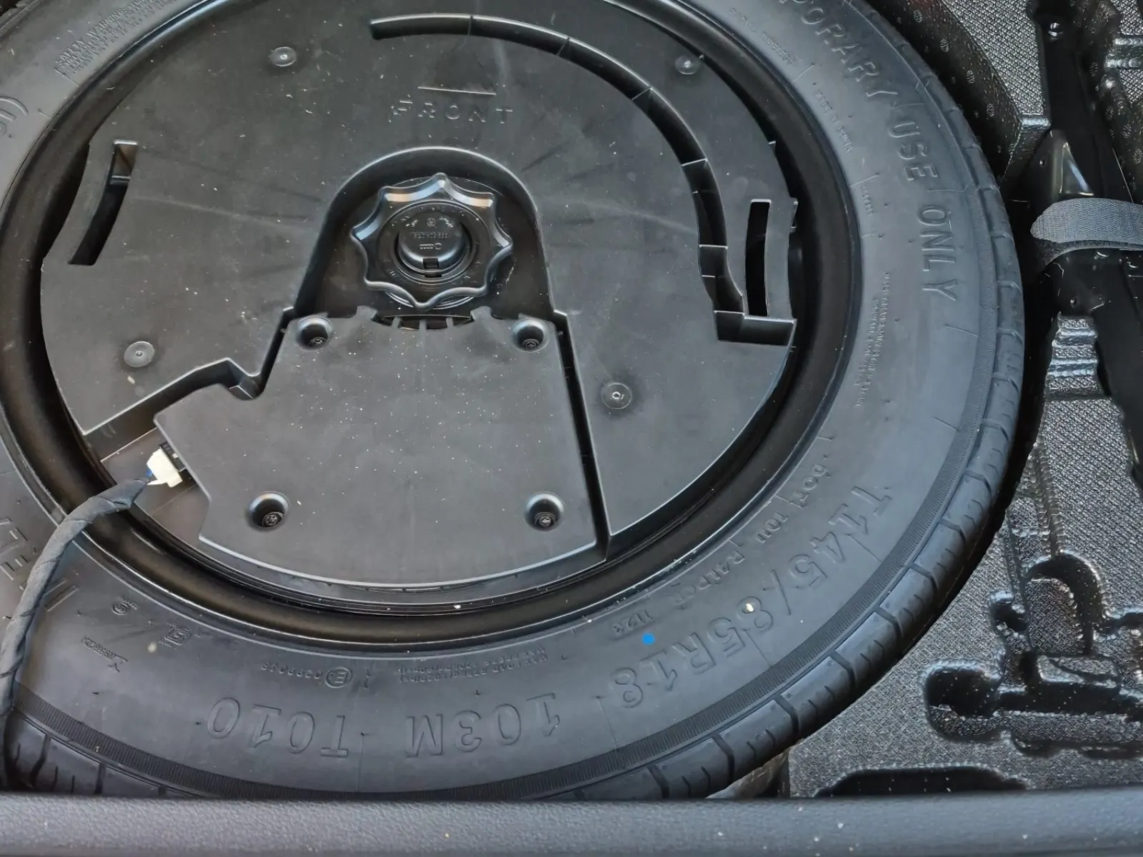 Spare Tire & Wheel Photo