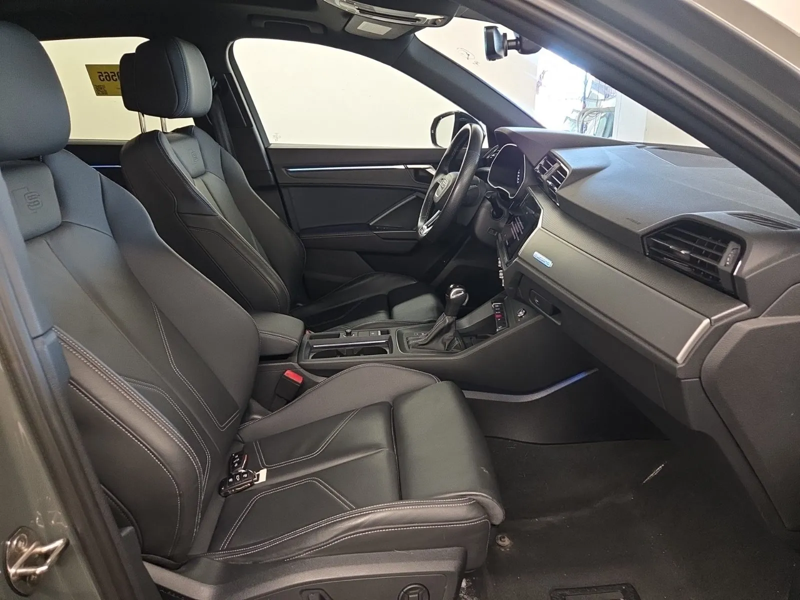 Right Side Interior Photo