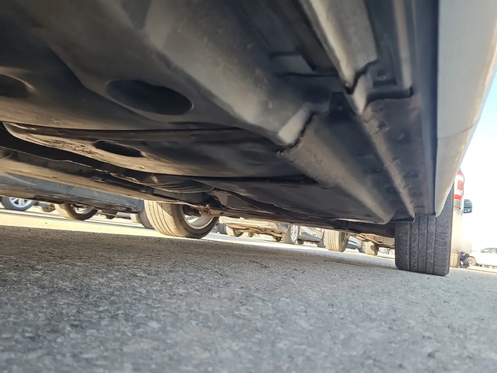Undercarriage - Passenger Photo