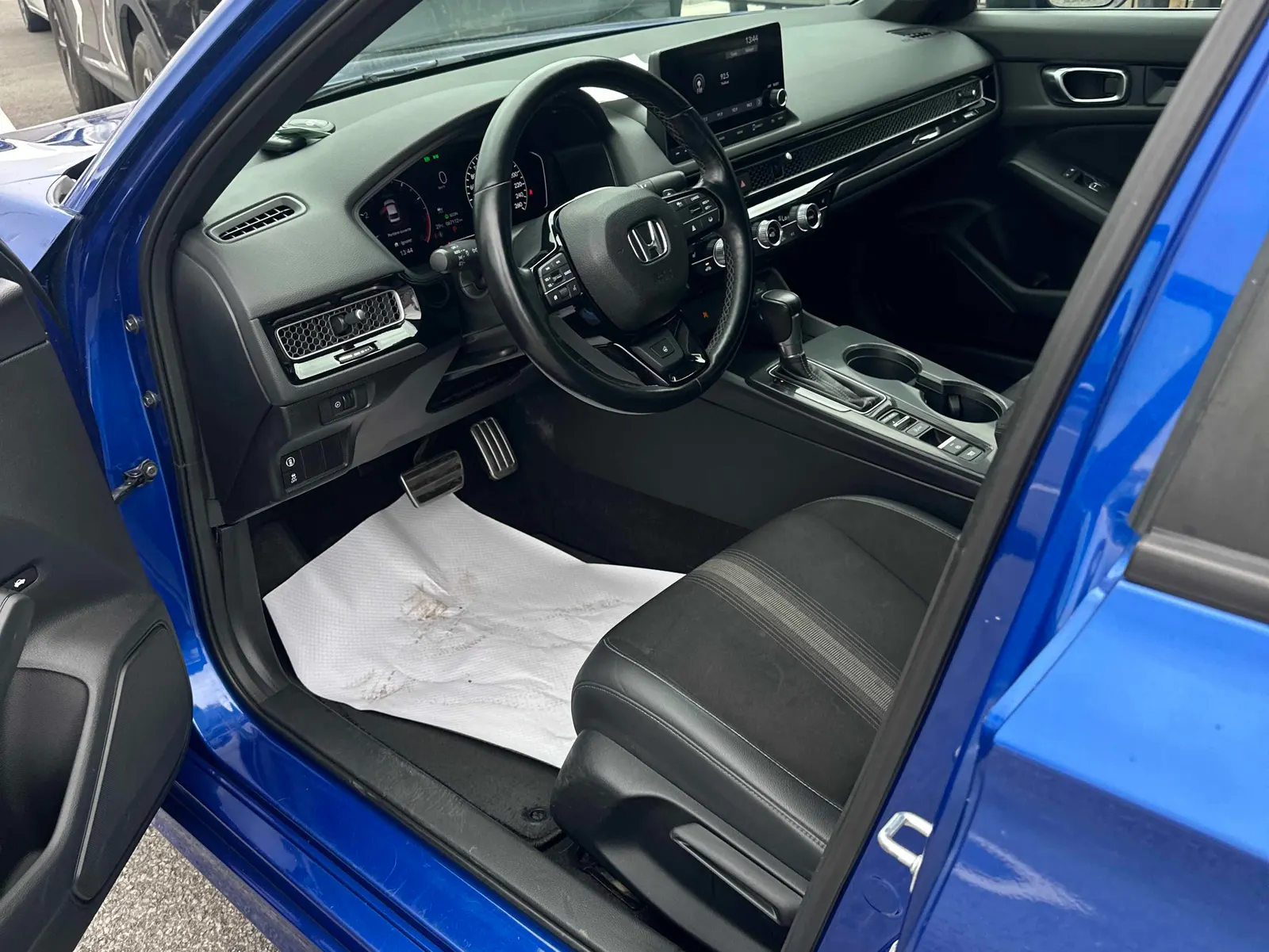 Interior driver side