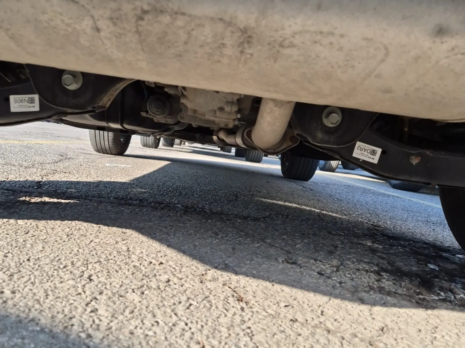 Undercarriage - Rear Photo