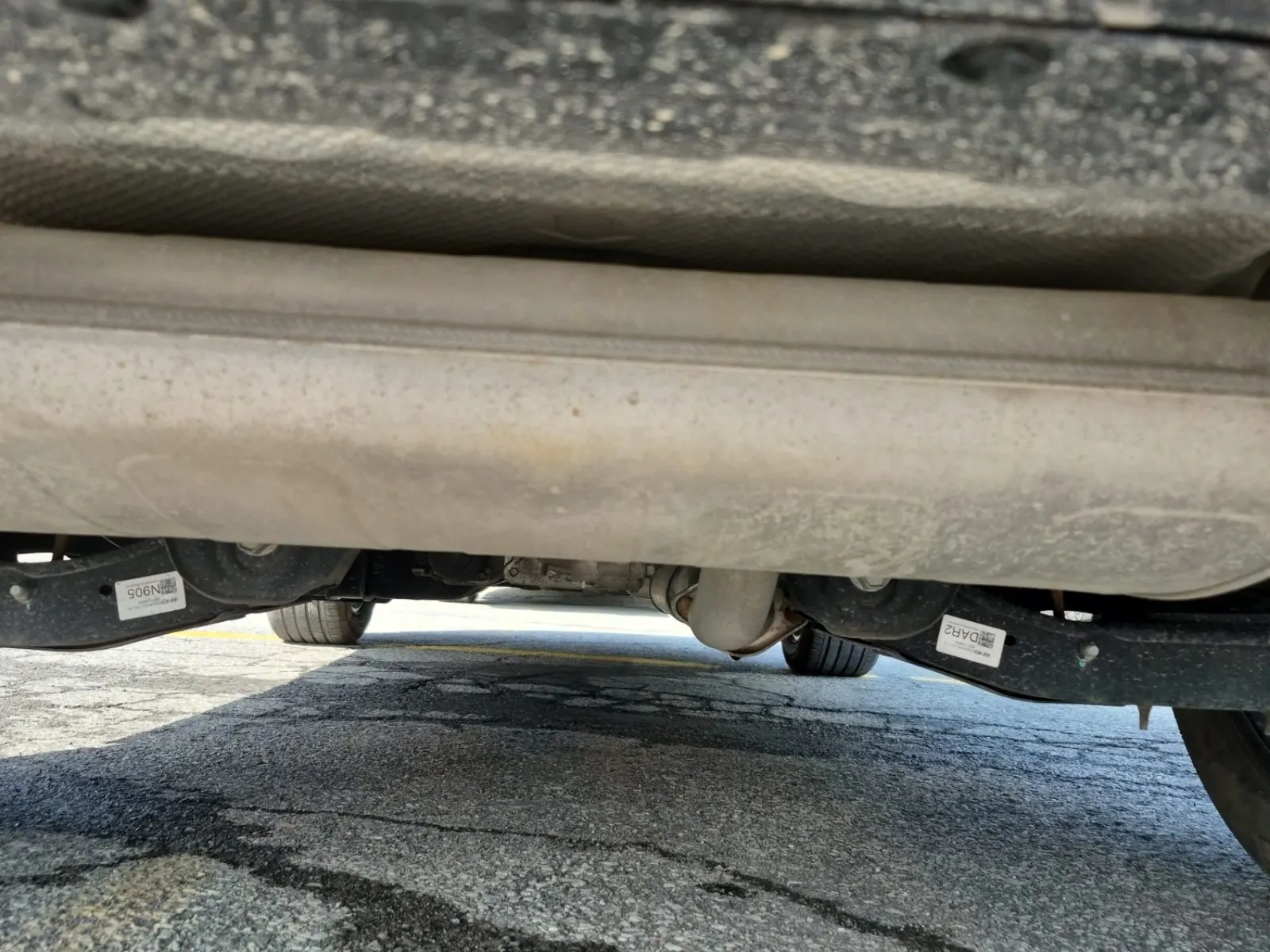 Undercarriage - Rear Photo